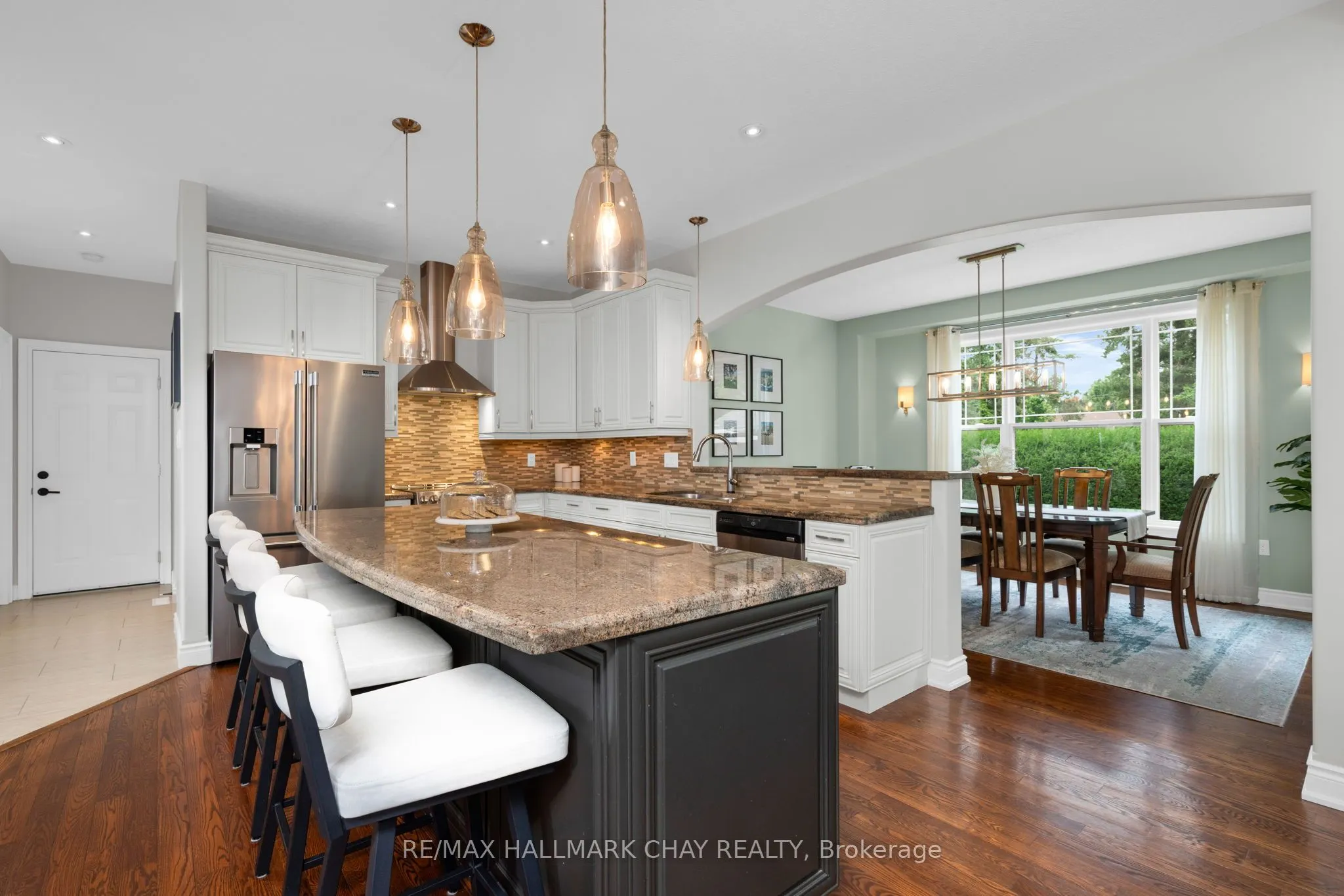 146 LAKESHORE Road W
