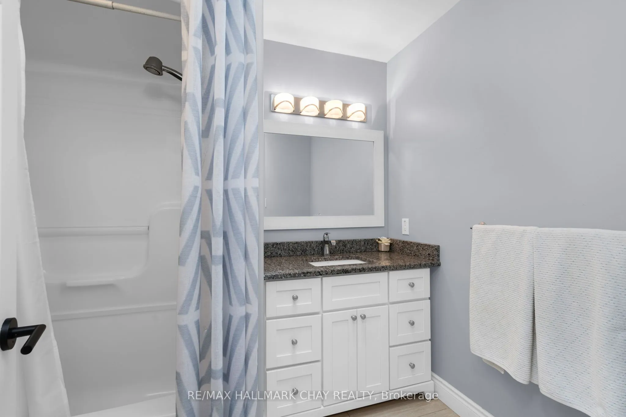 146 LAKESHORE Road W