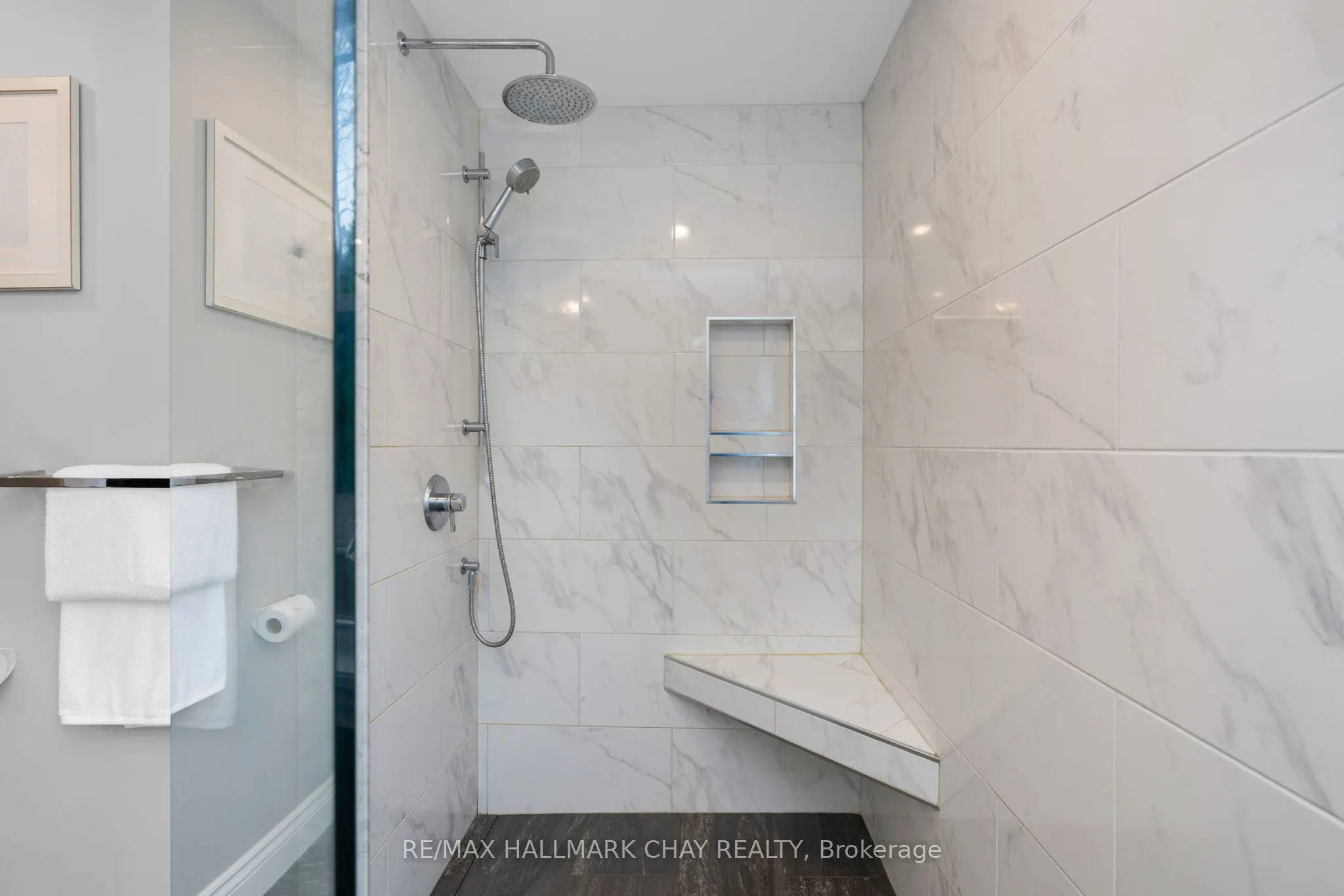 146 LAKESHORE Road W