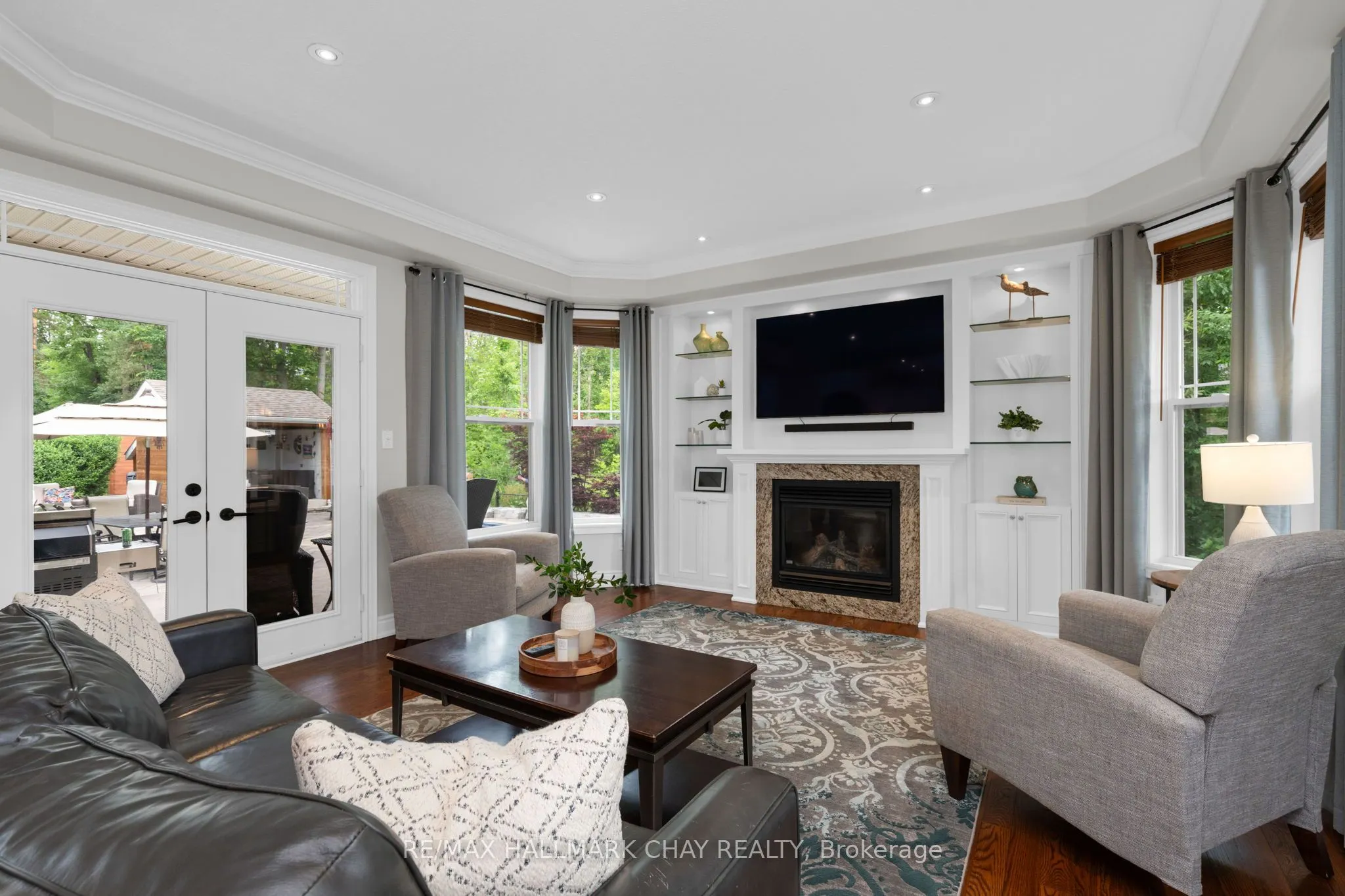146 LAKESHORE Road W