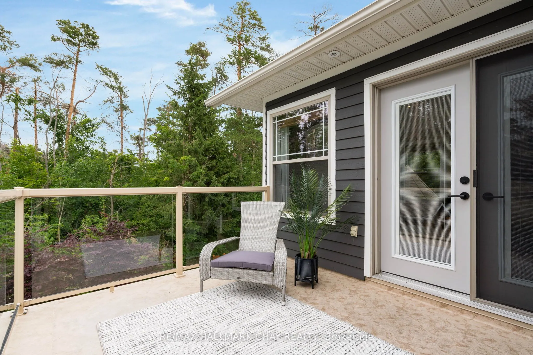 146 LAKESHORE Road W