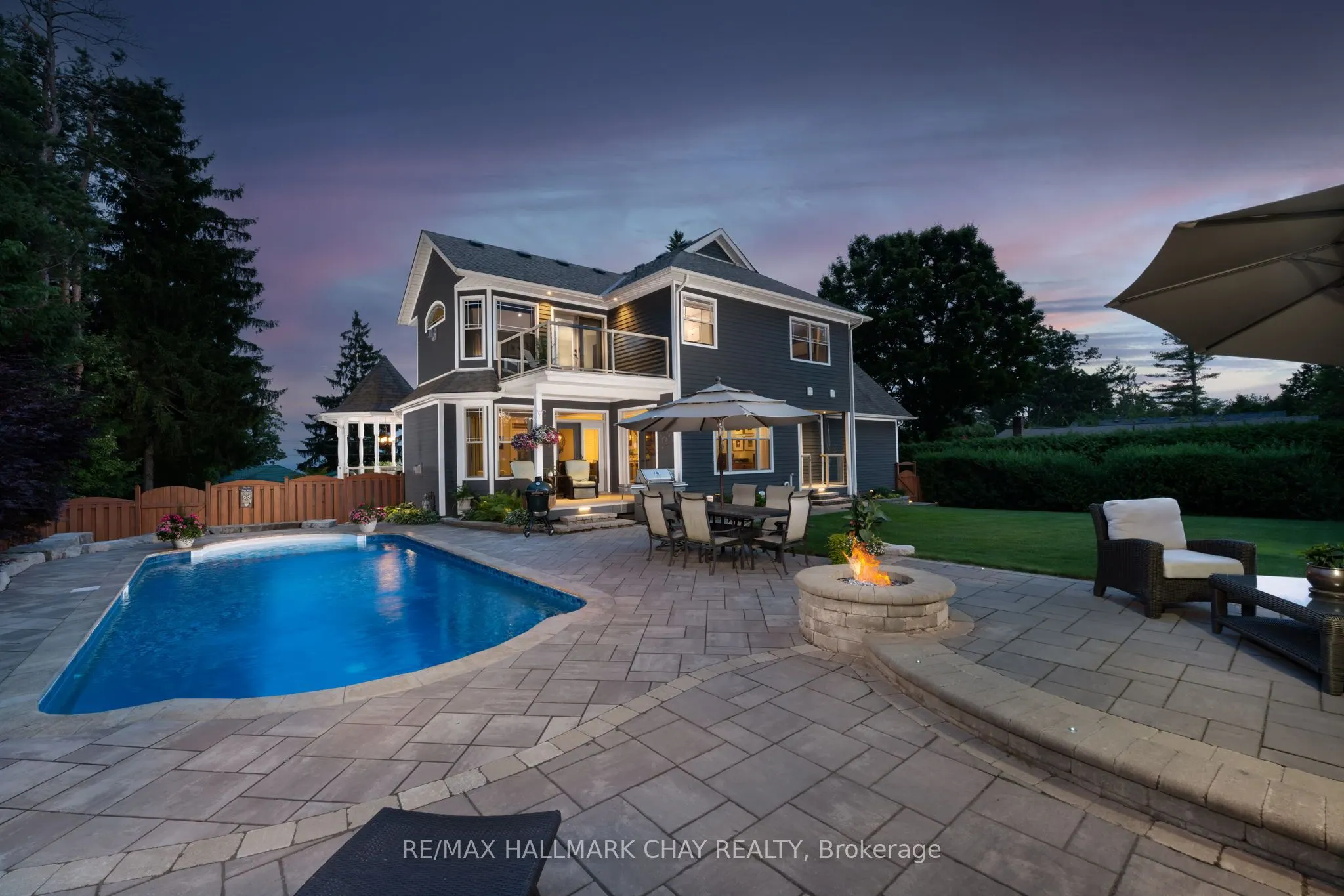 146 LAKESHORE Road W
