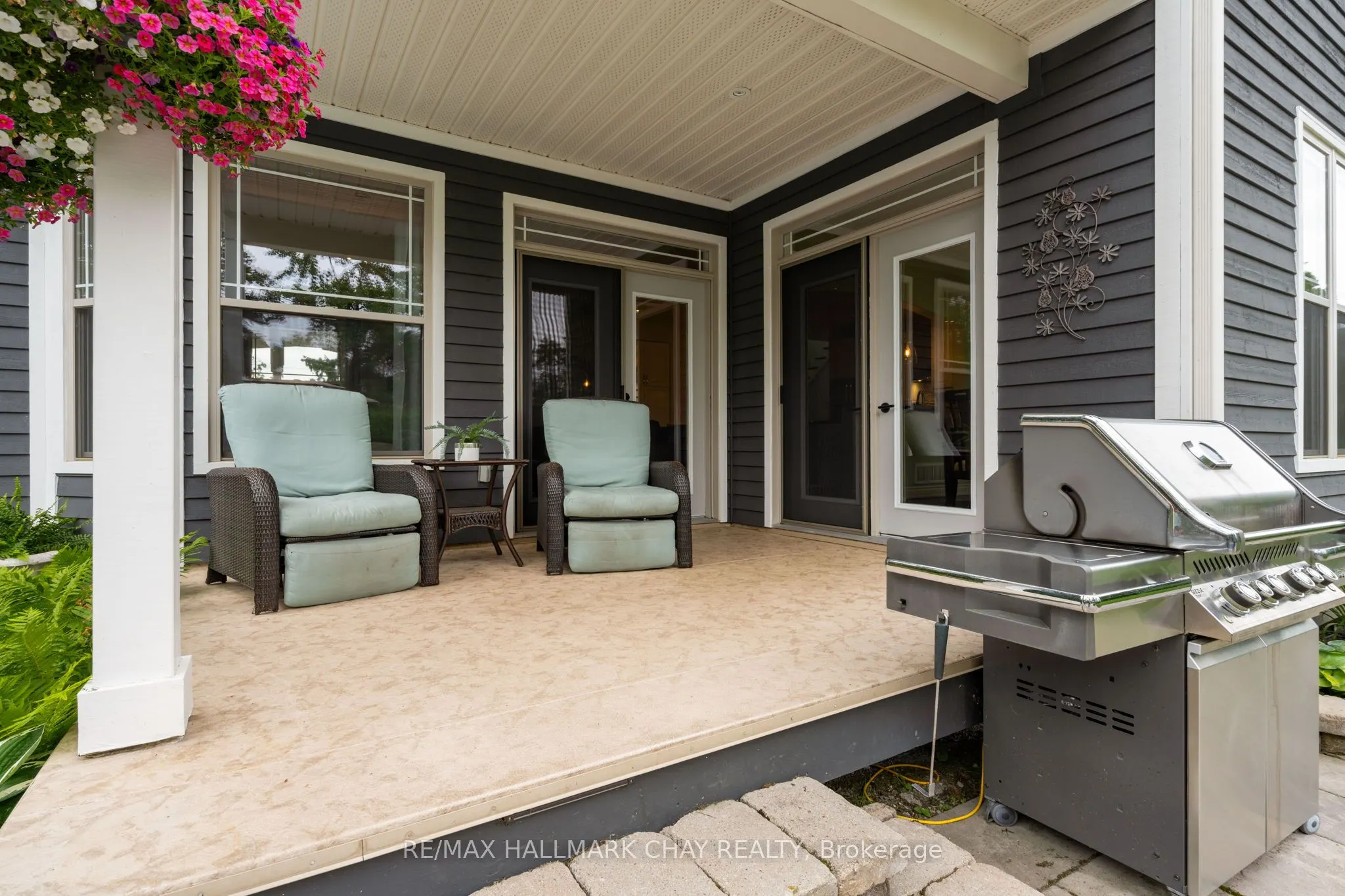 146 LAKESHORE Road W