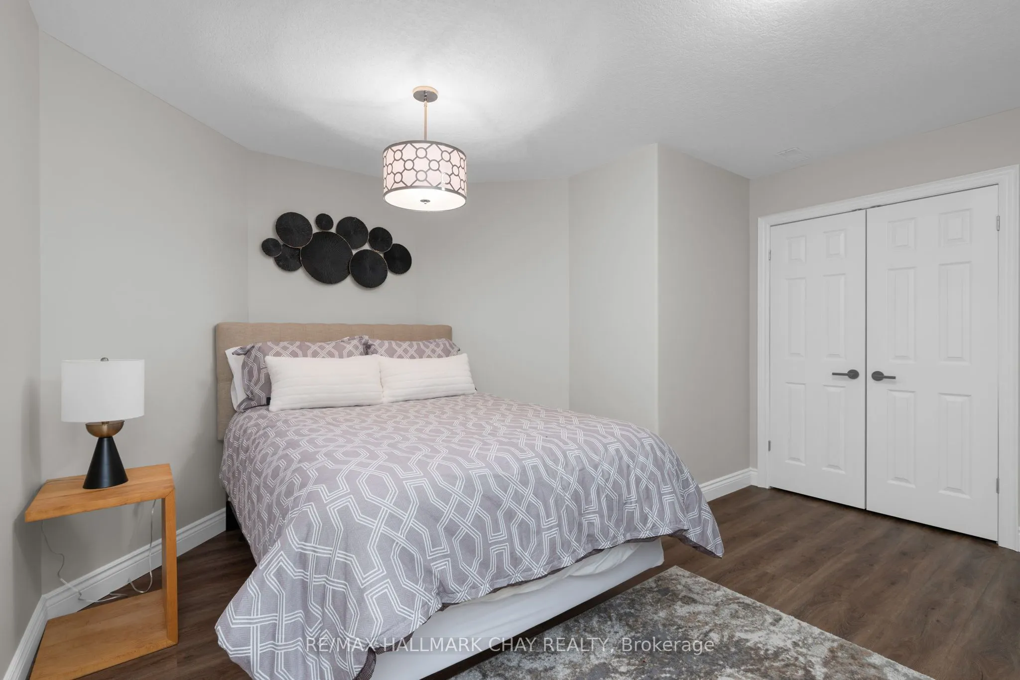 146 LAKESHORE Road W