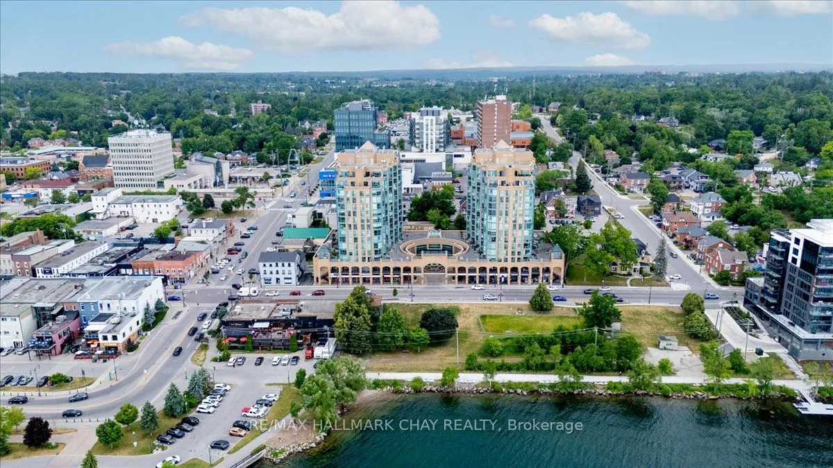 140 Dunlop Street E, #807