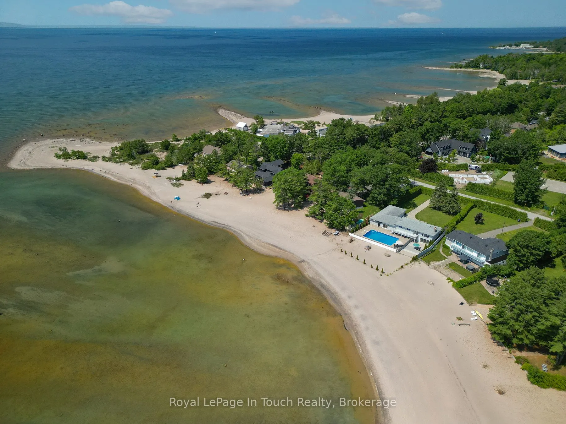 1420 Tiny Beaches Road N