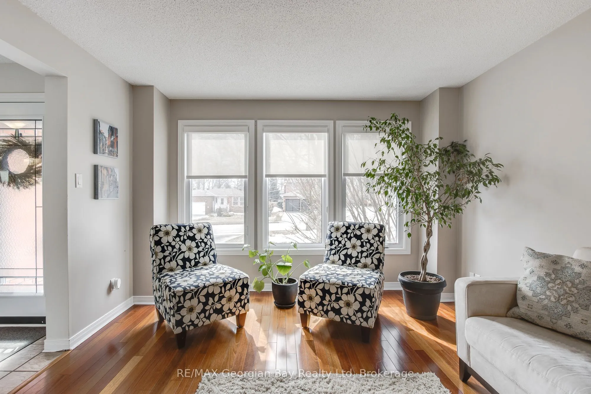 992 Dominion Avenue