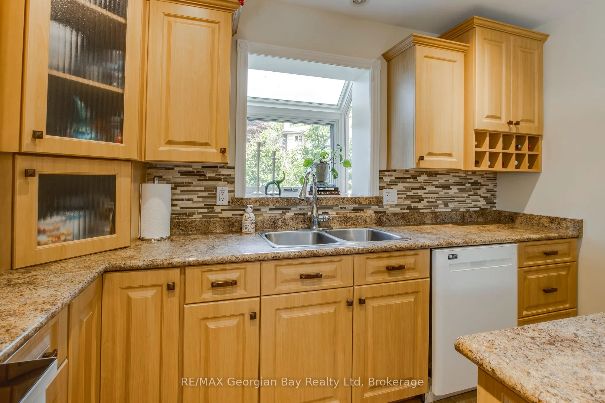 992 Dominion Avenue