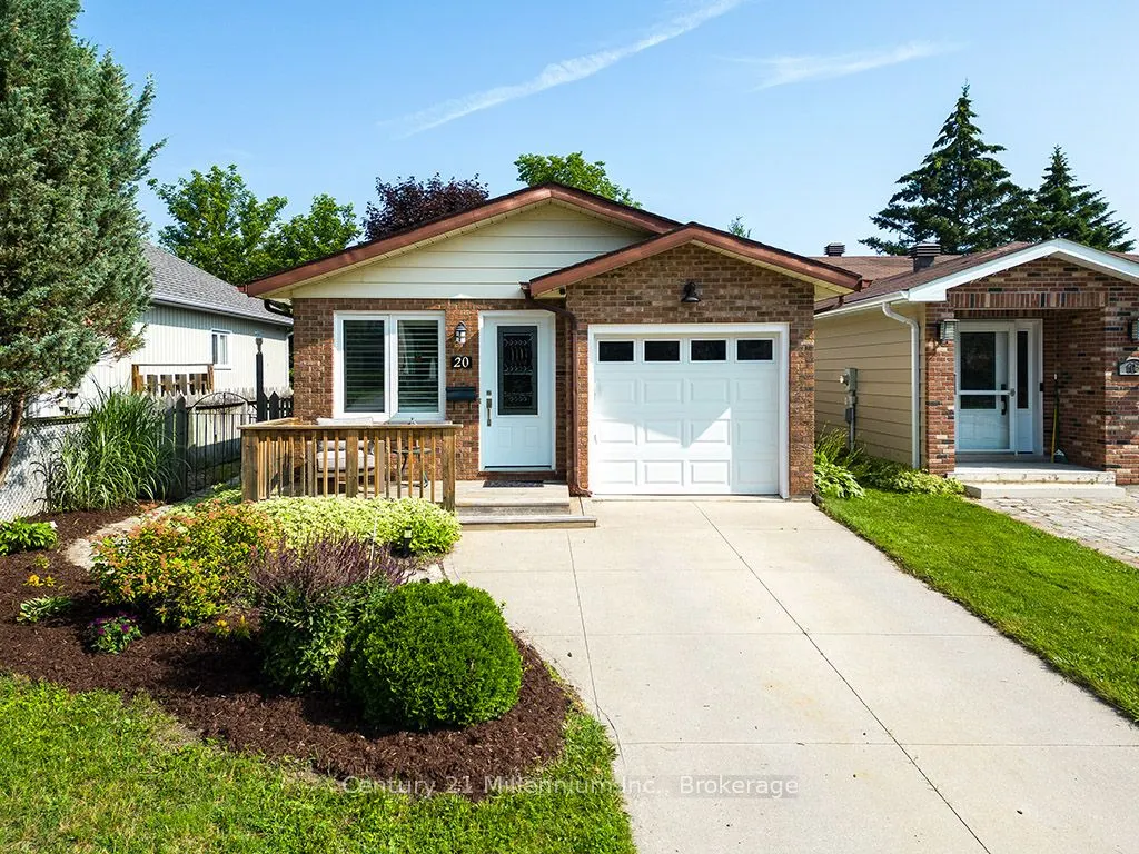 20 Leslie Drive