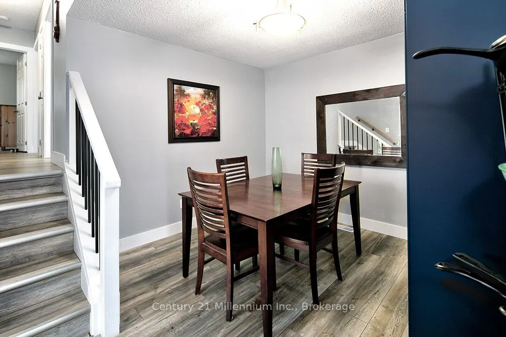 20 Leslie Drive