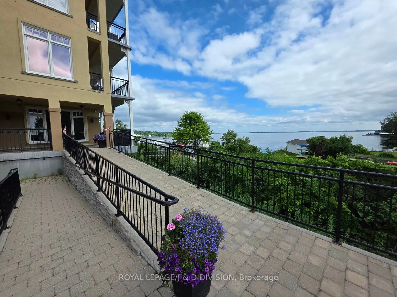 140 Cedar Island Road, #406