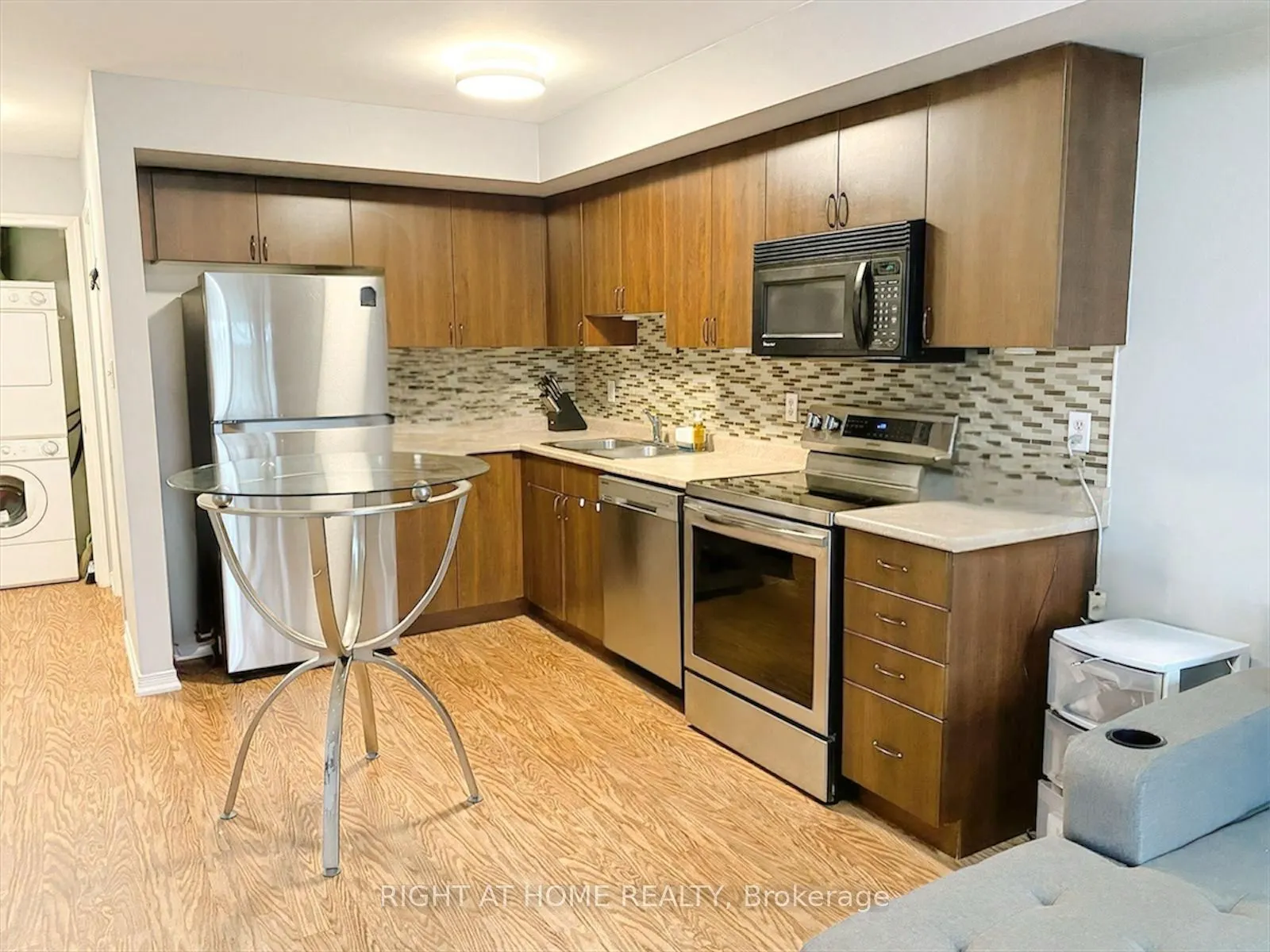 13 Cheltenham Road, #8