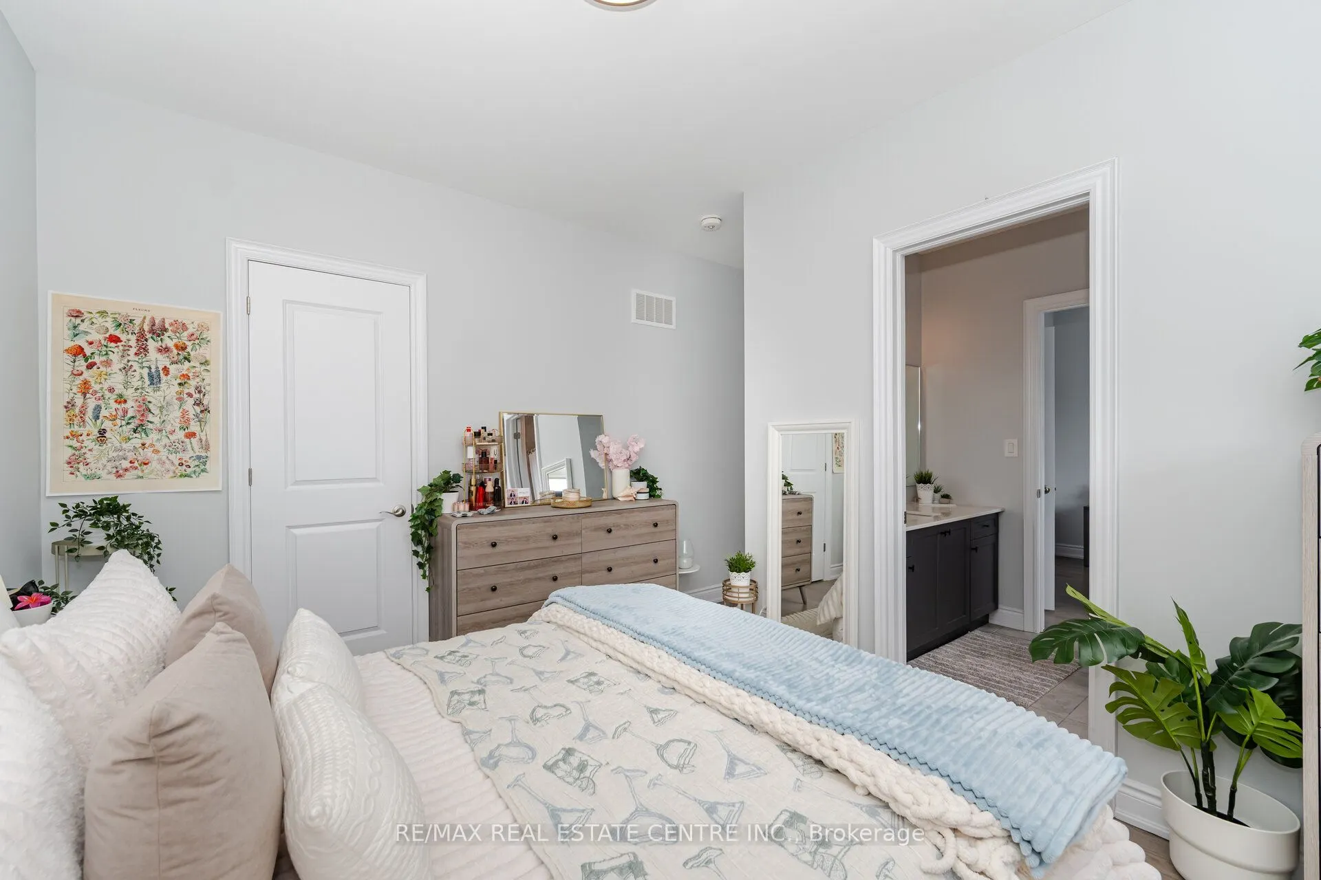 37 Periwinkle Road