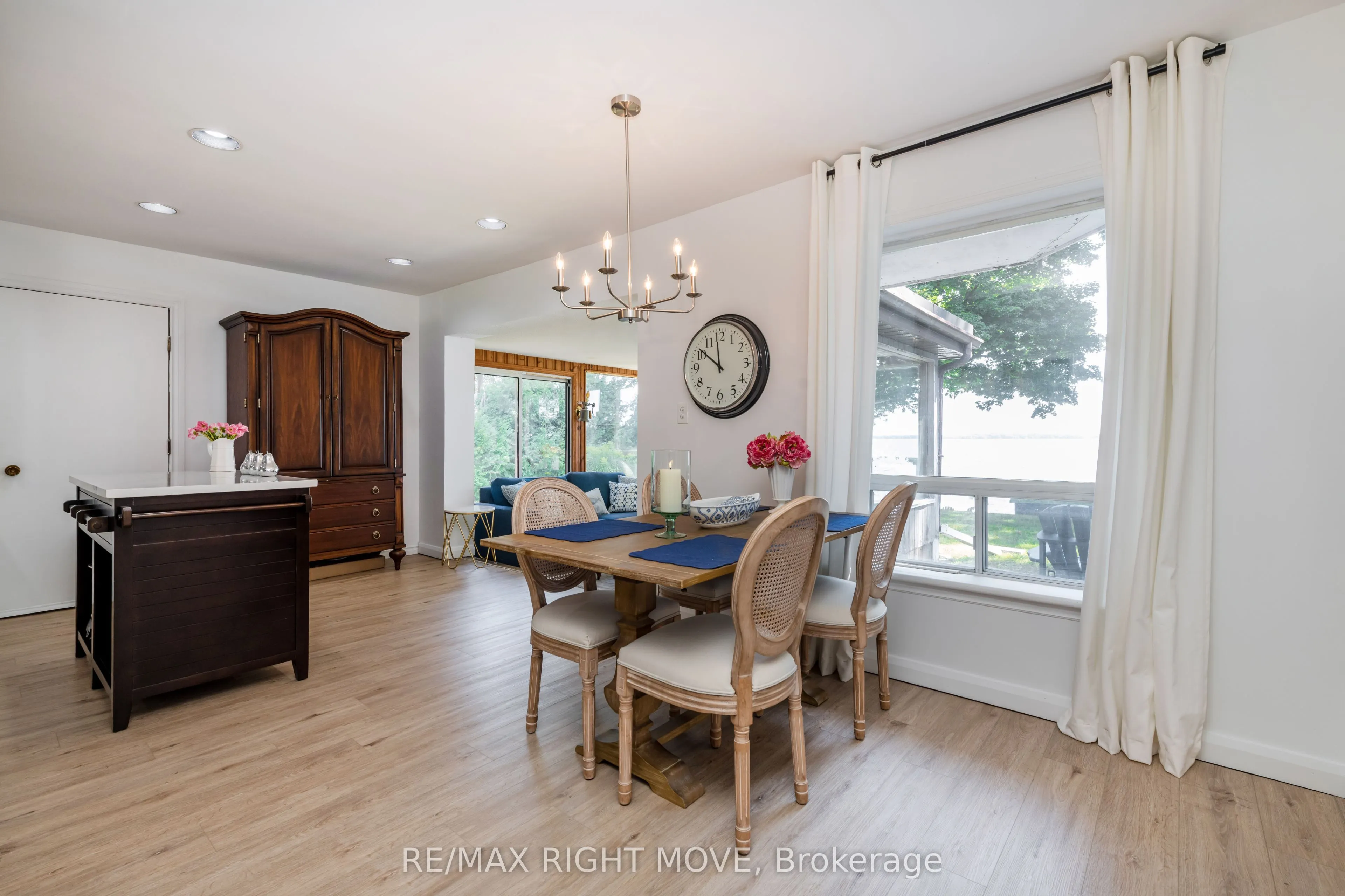 18 Maple Drive