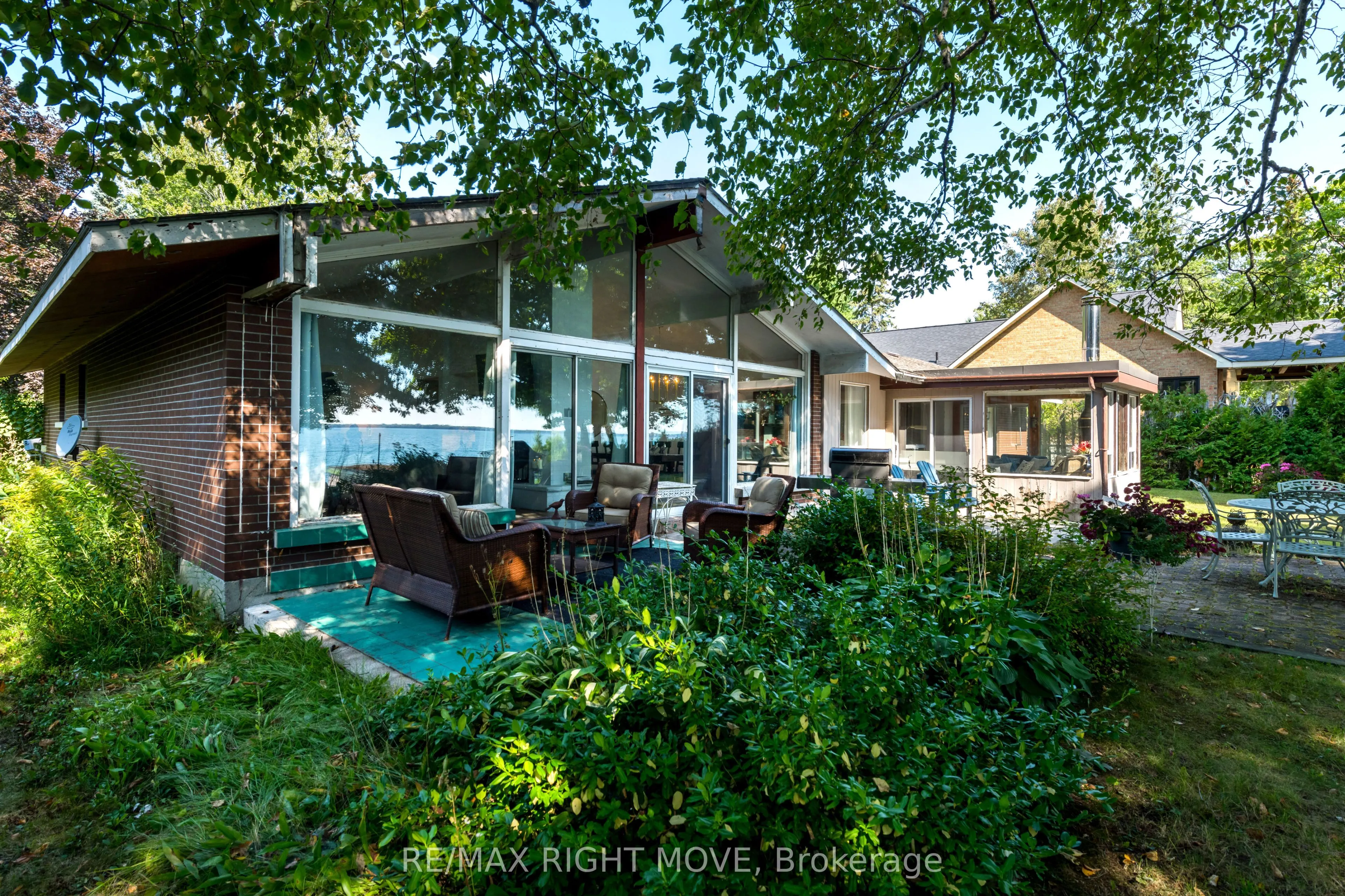 18 Maple Drive