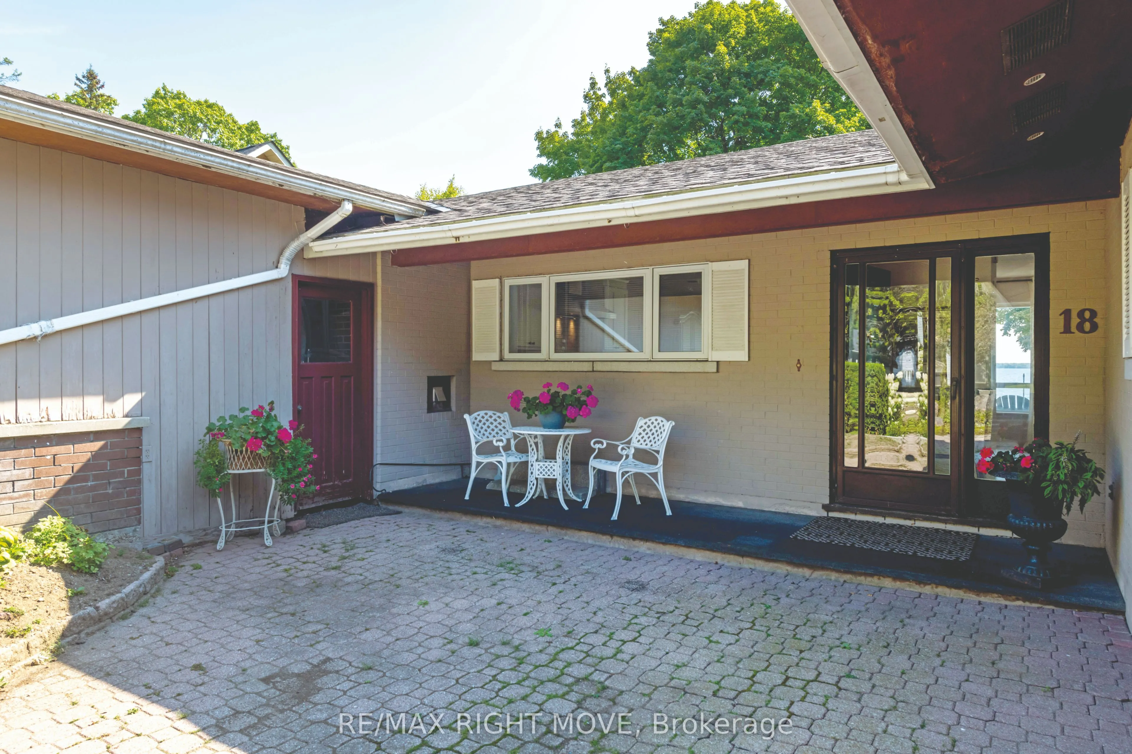 18 Maple Drive