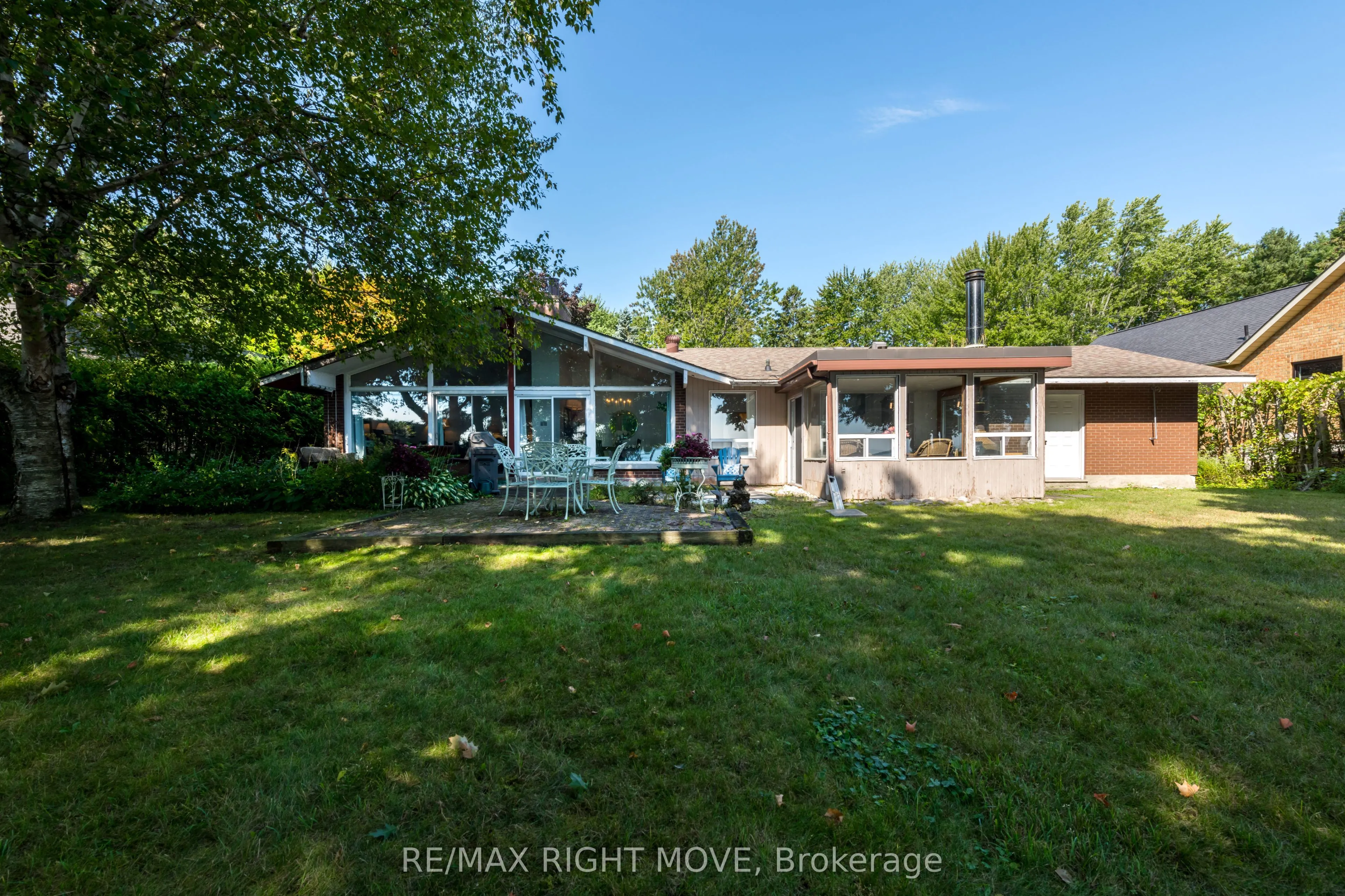 18 Maple Drive
