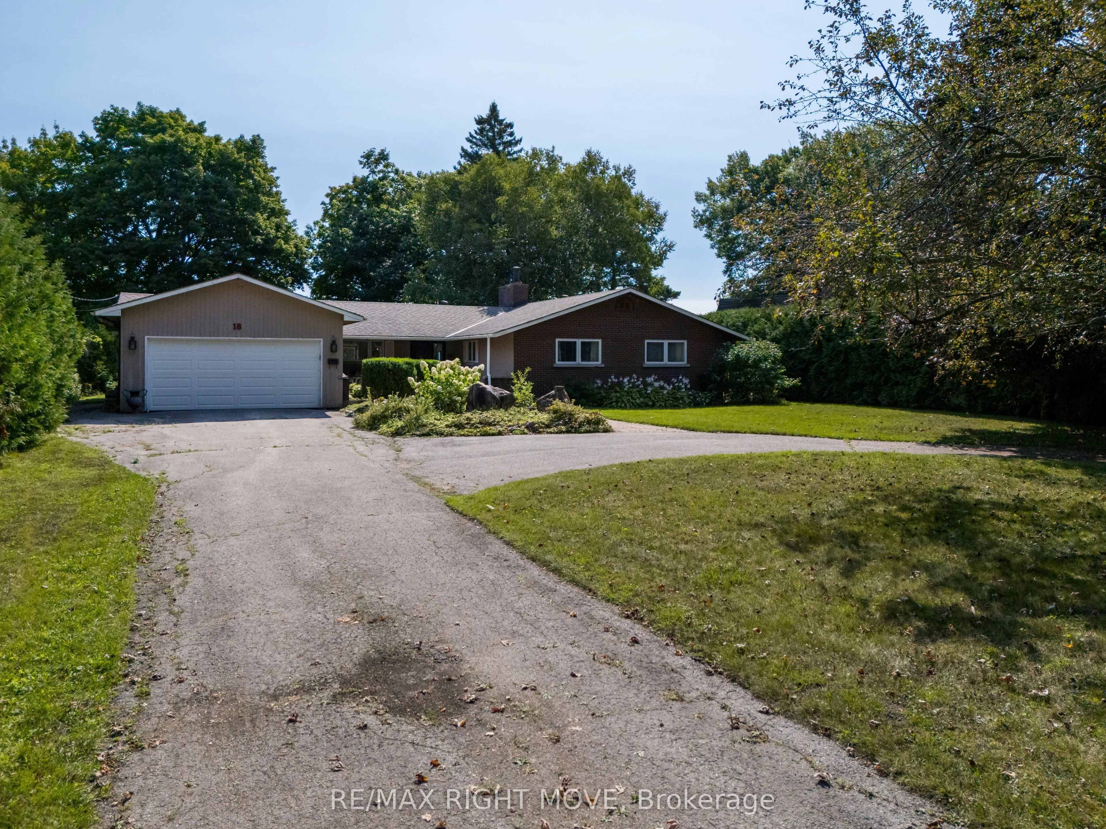 18 Maple Drive