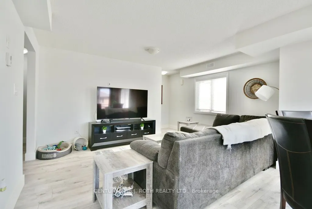 25 Madelaine Drive, #5