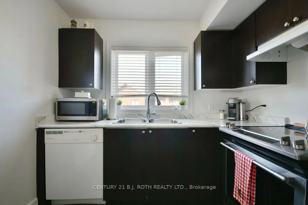 25 Madelaine Drive, #5