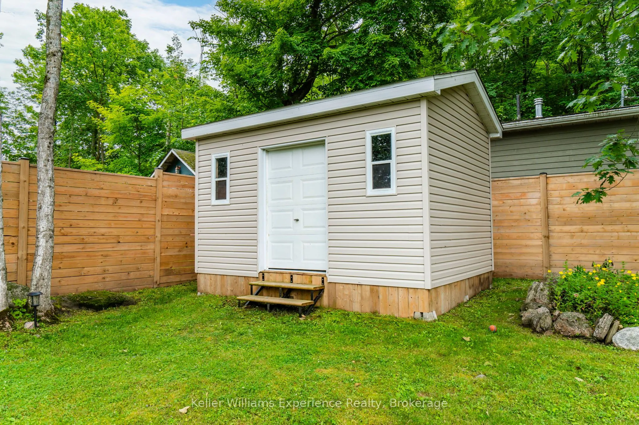 177 Robins Point Road