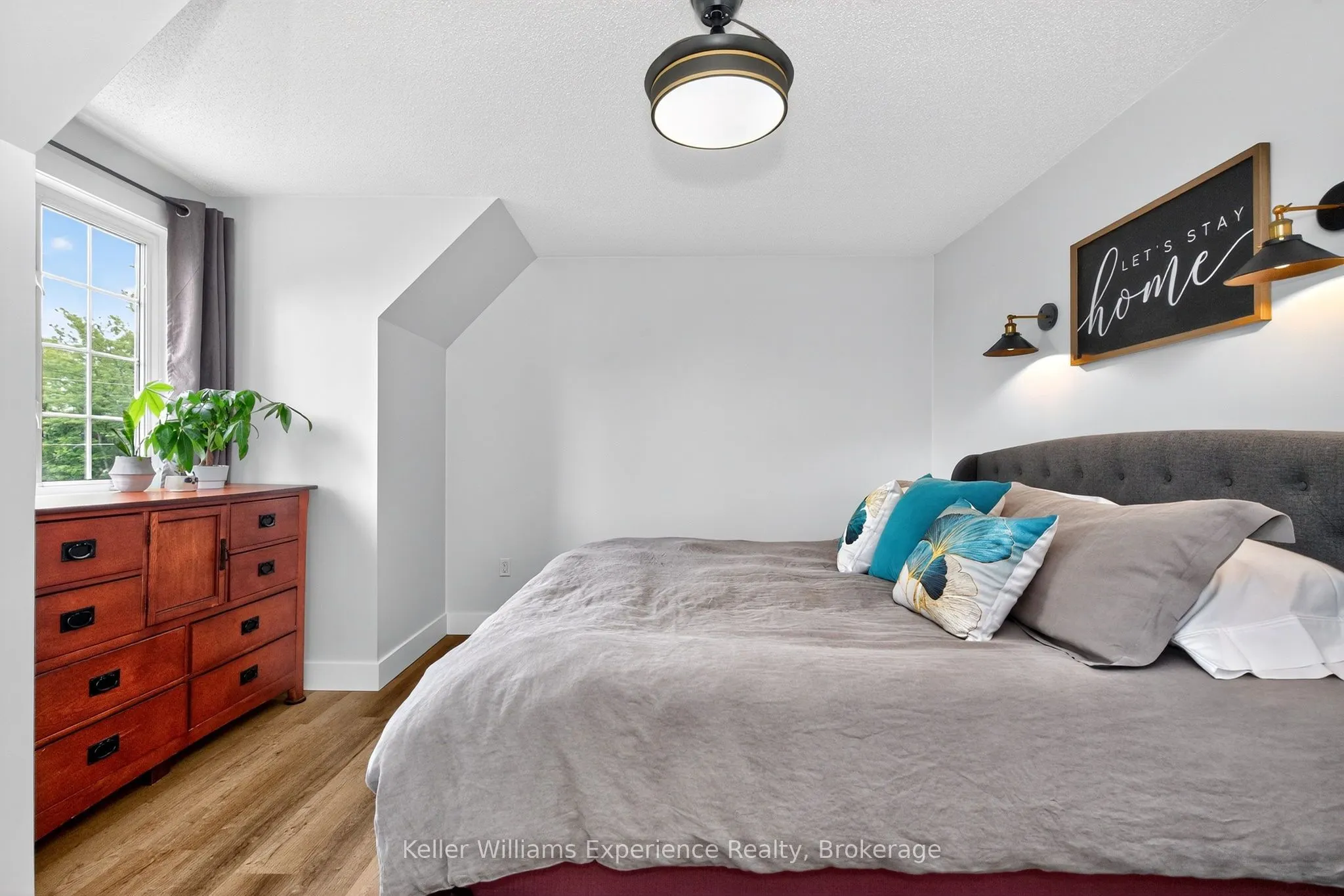 177 Robins Point Road
