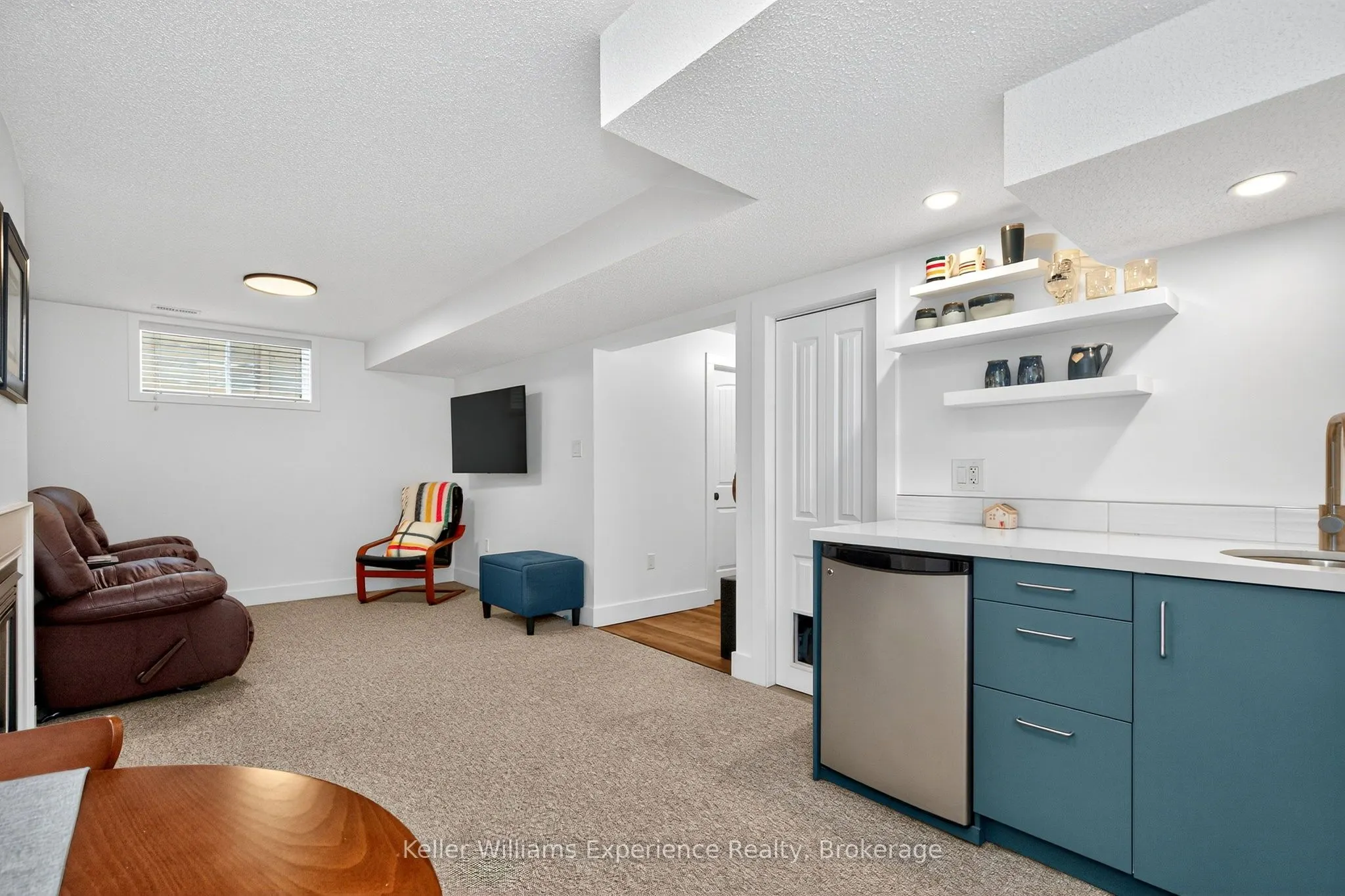 177 Robins Point Road