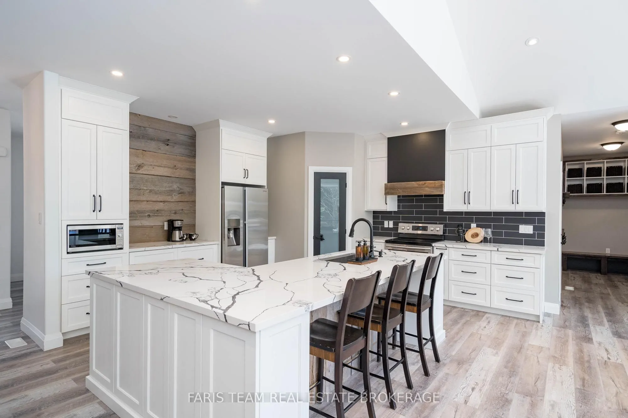 151 Mount Saint Louis Road E