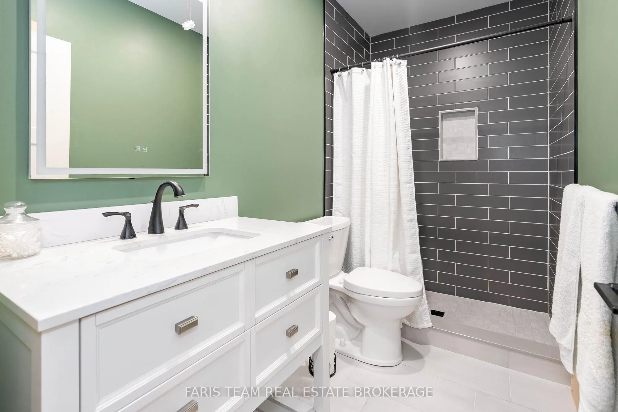 151 Mount Saint Louis Road E