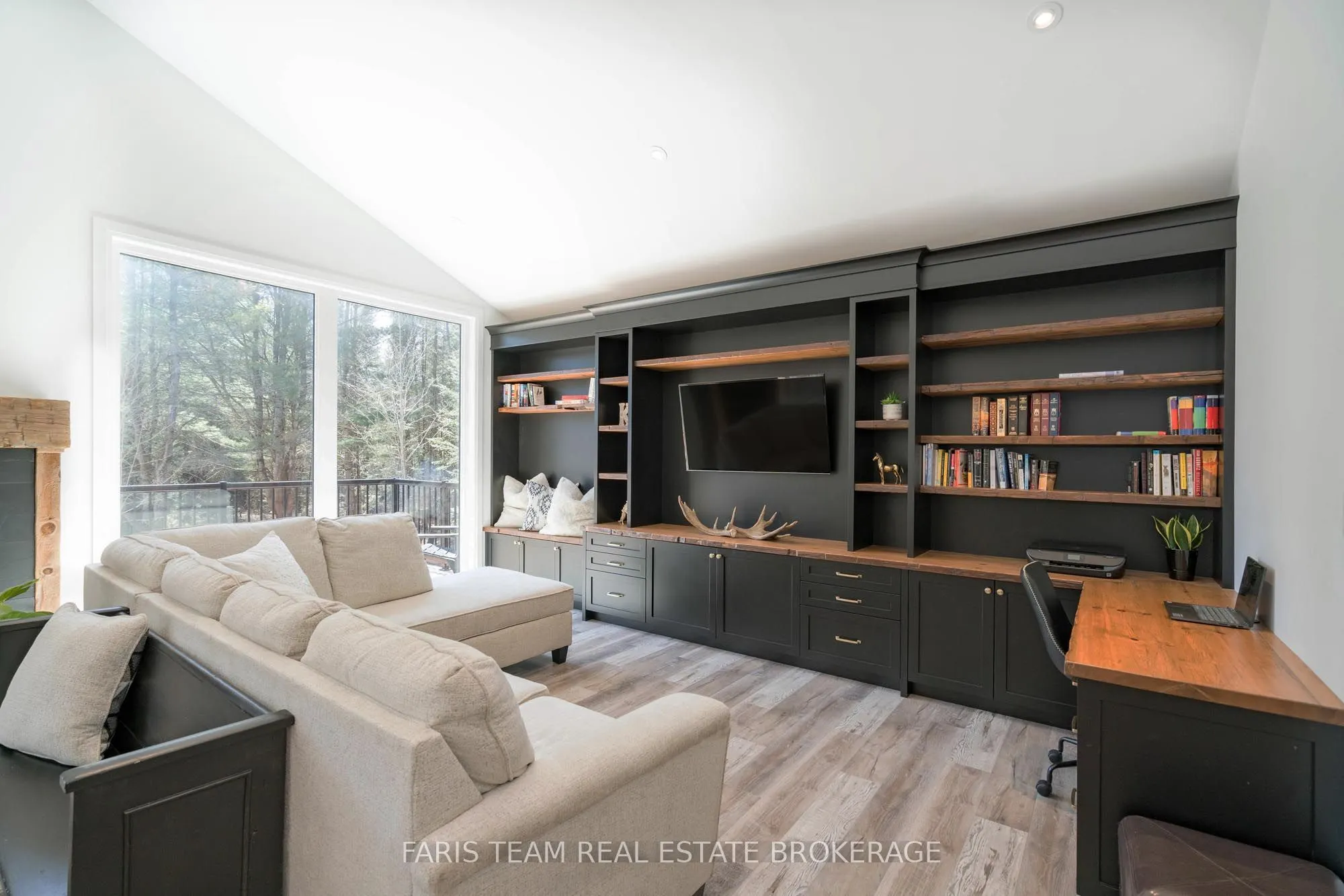 151 Mount Saint Louis Road E