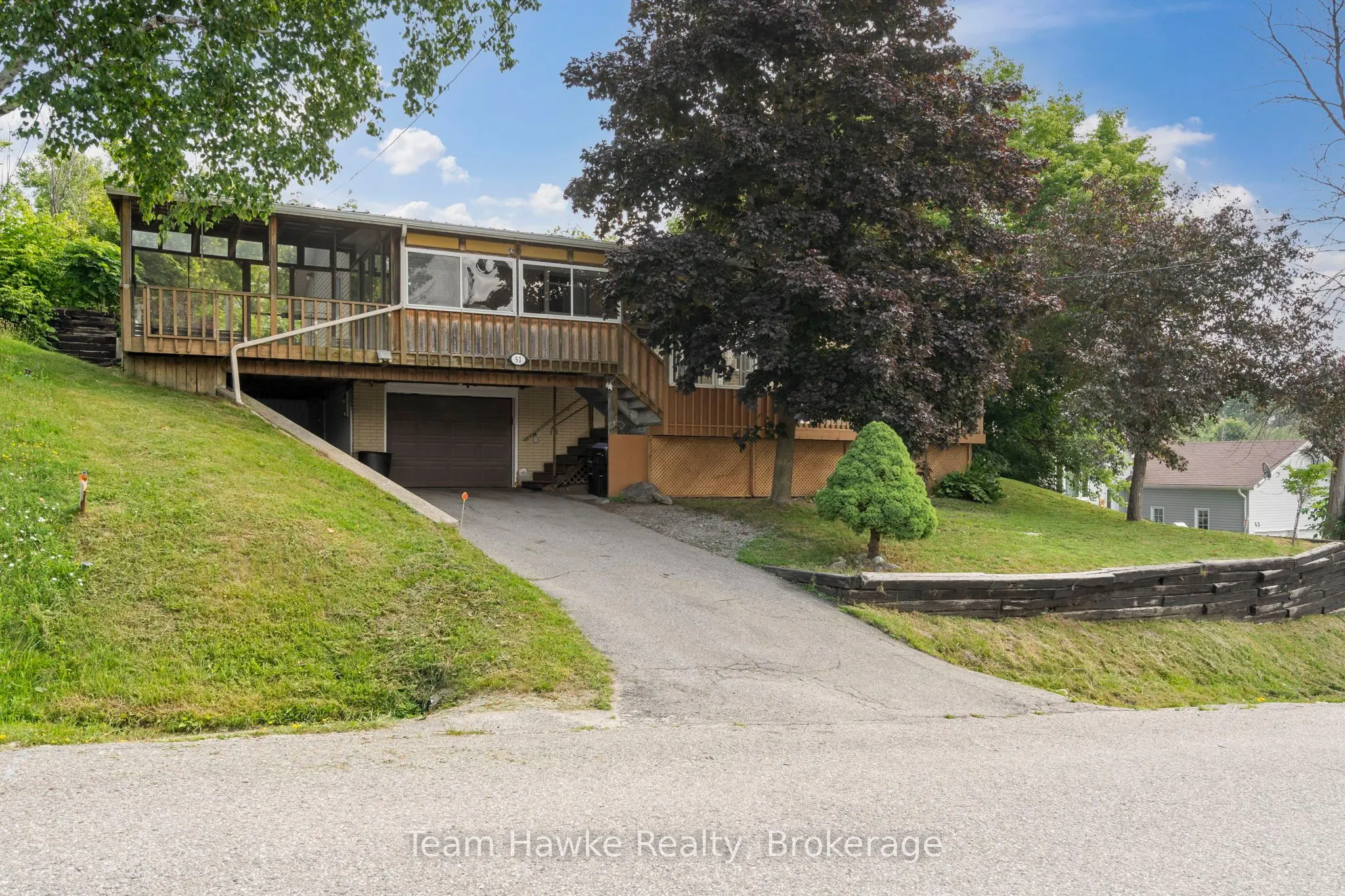 51 Easton Avenue