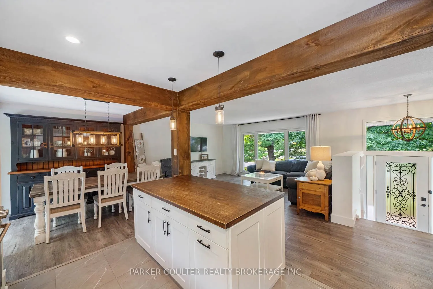 2 Noraline Avenue