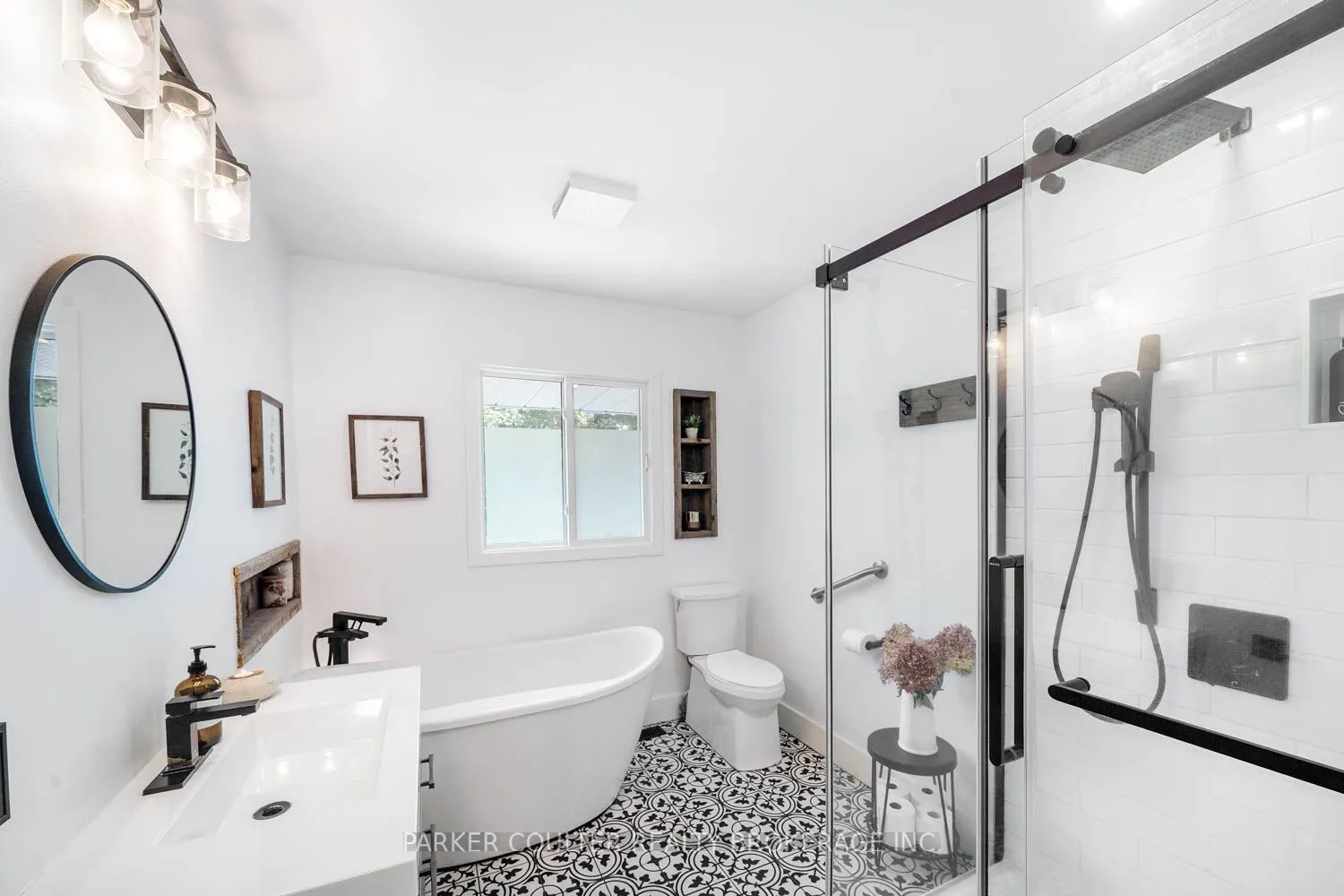 2 Noraline Avenue