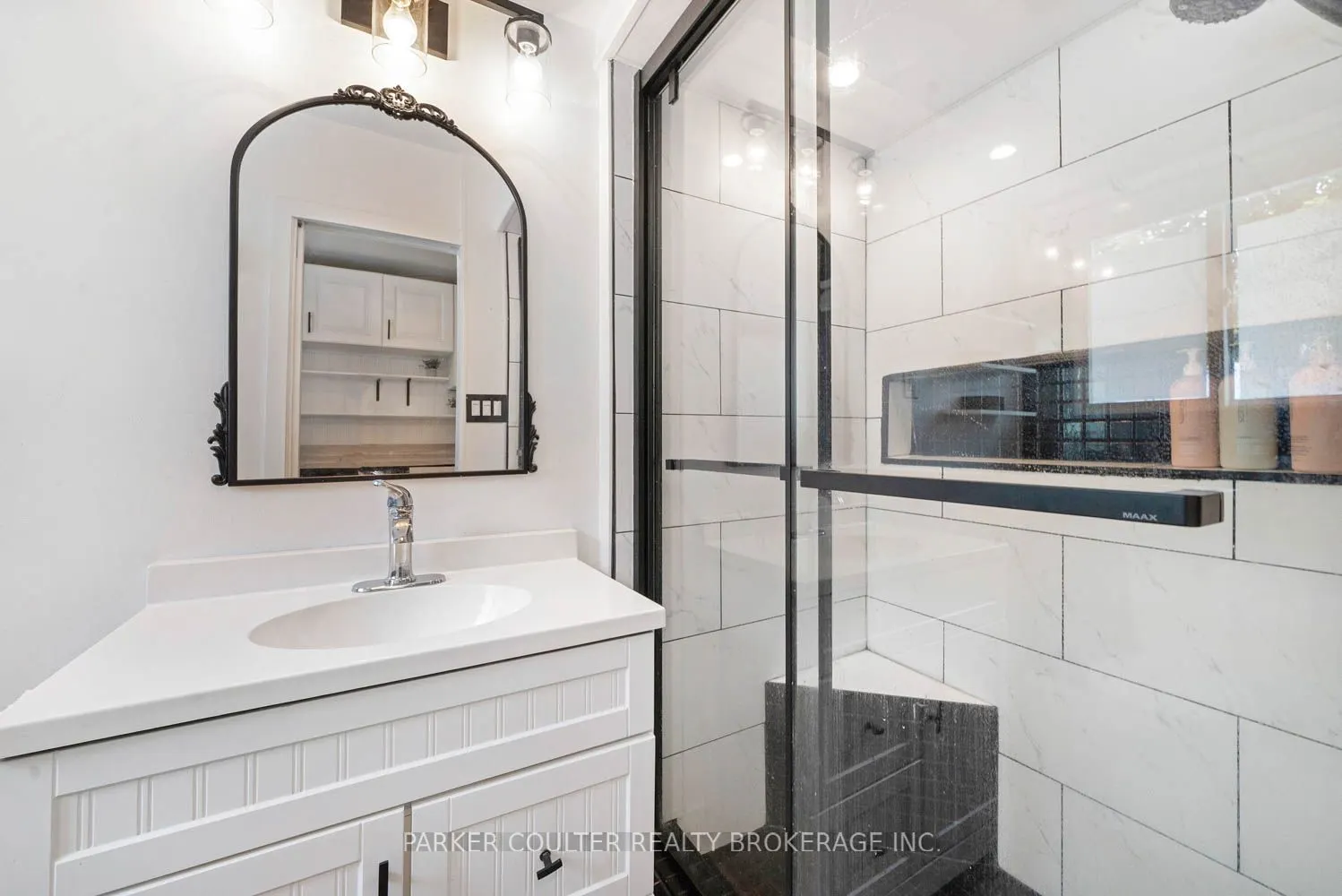 2 Noraline Avenue