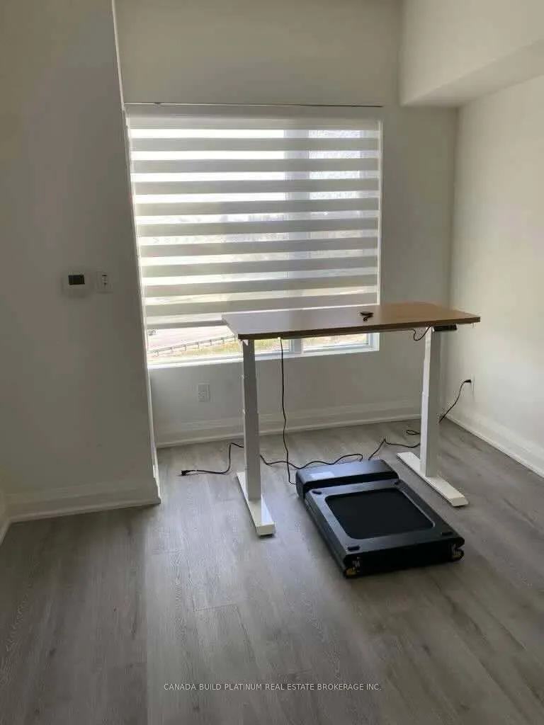 58 Lakeside Terrace #1011