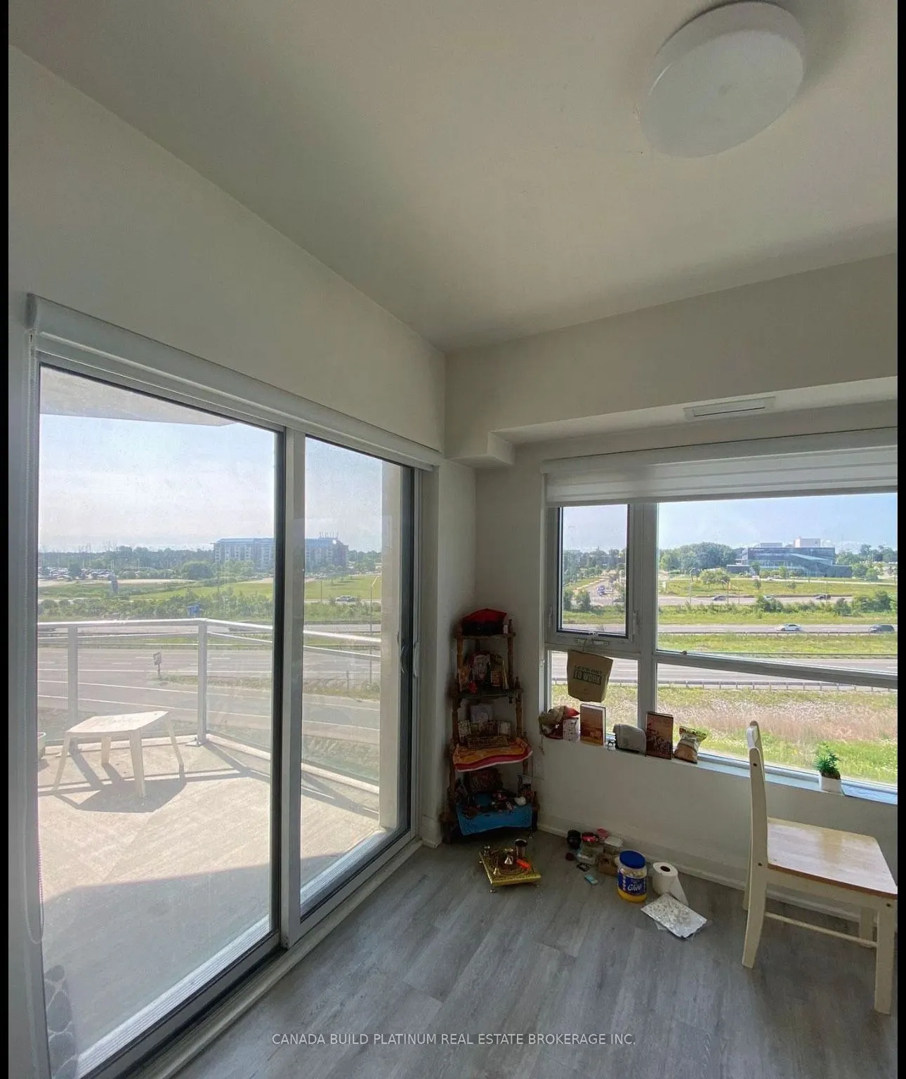 58 Lakeside Terrace #1011