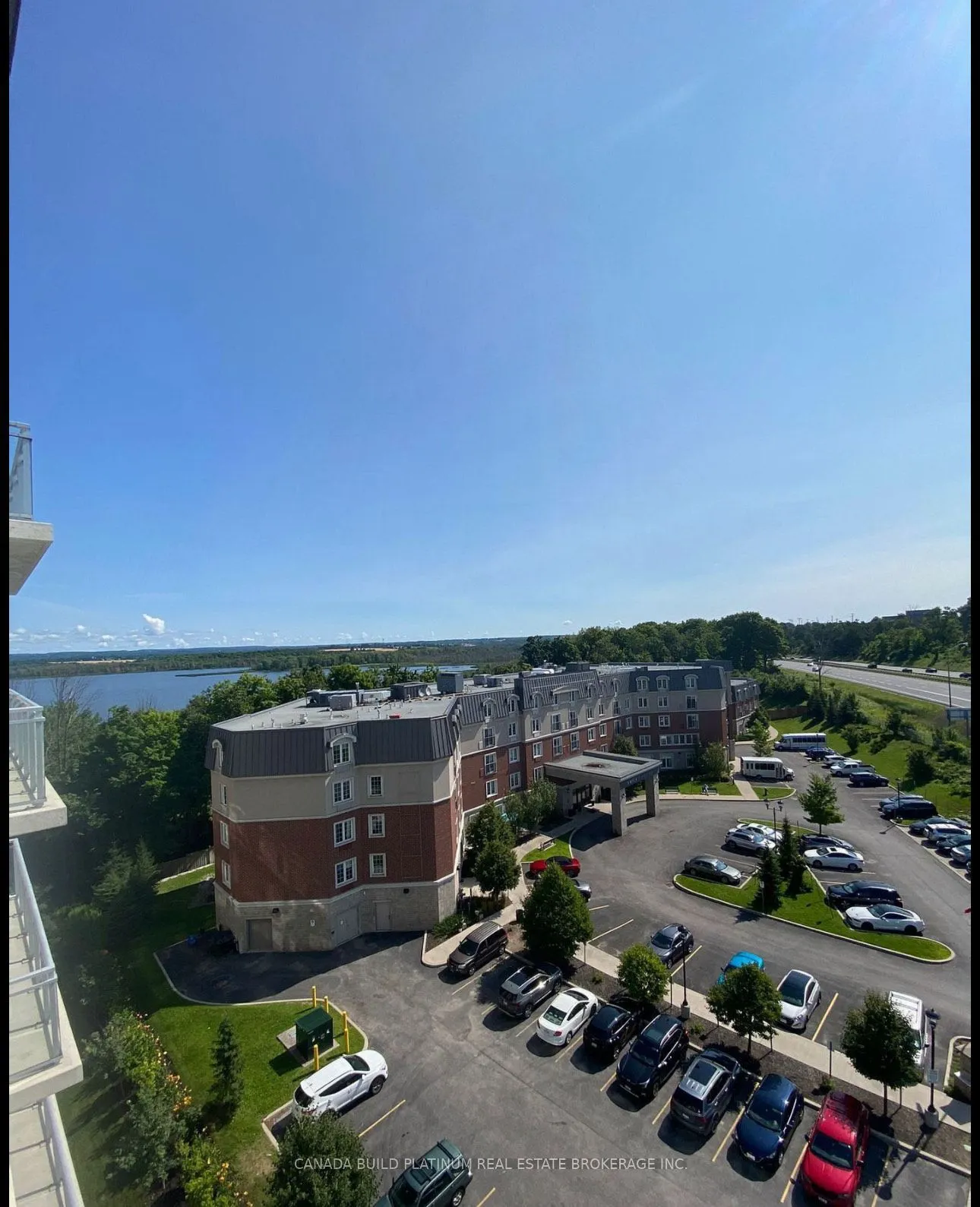 58 Lakeside Terrace #1011