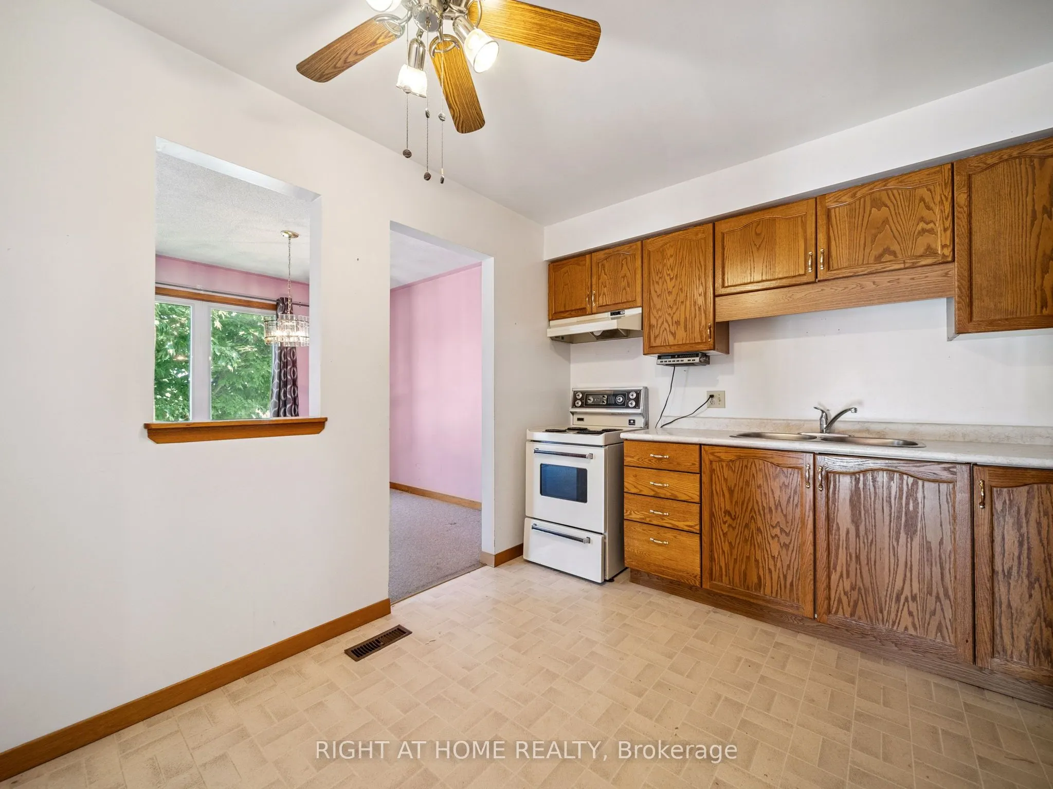 8 Christine Place