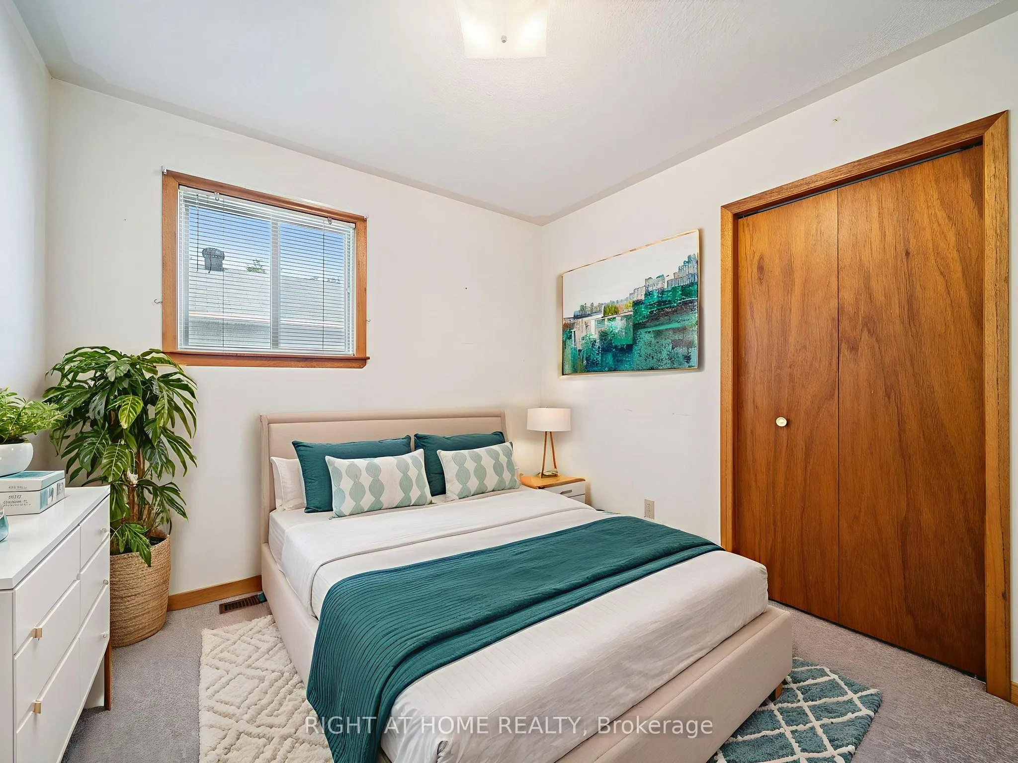 8 Christine Place