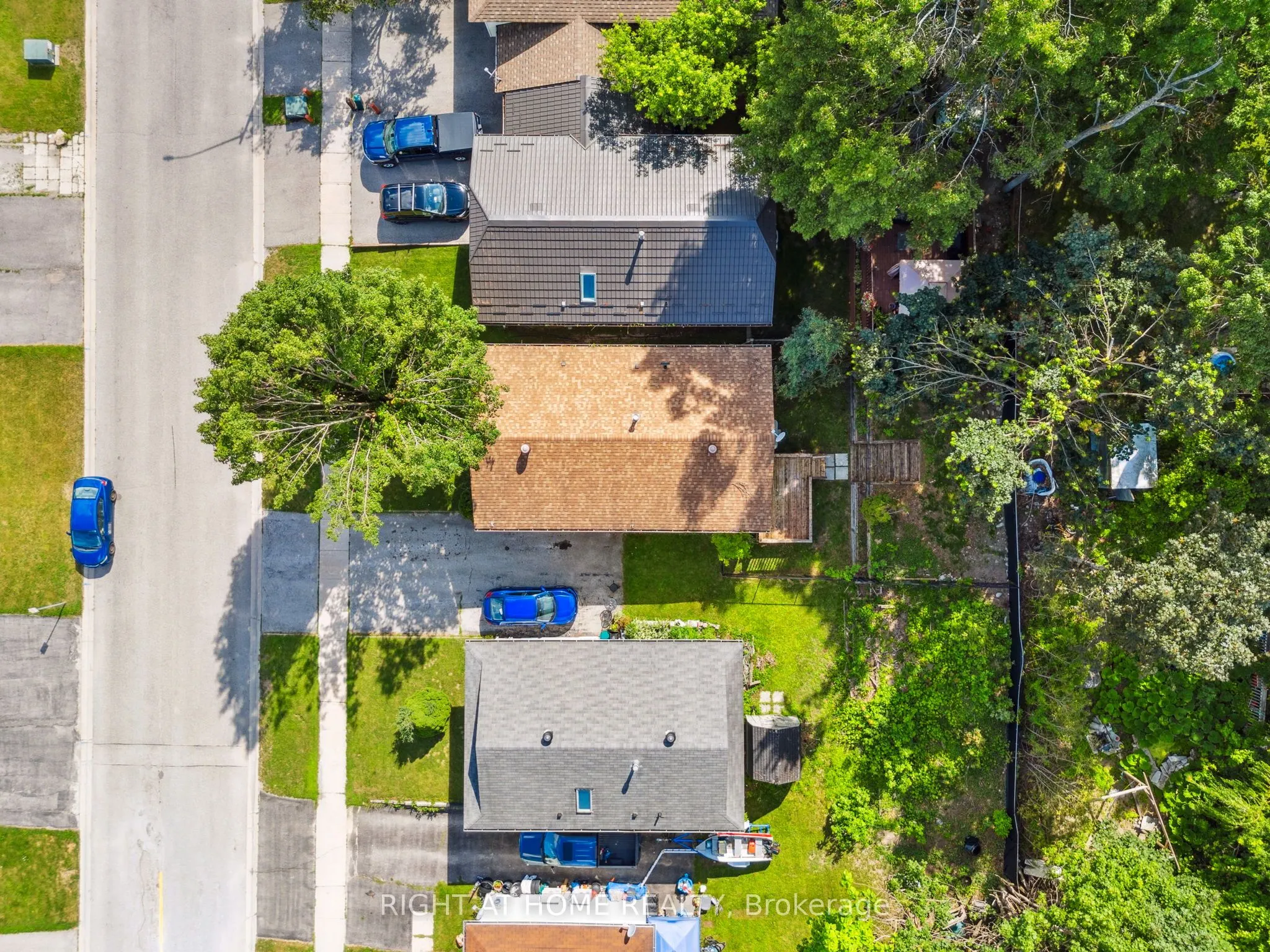 8 Christine Place
