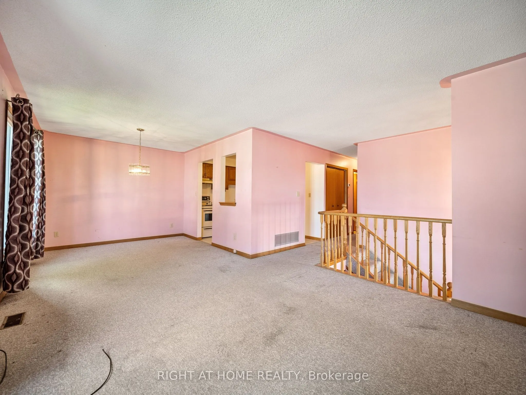 8 Christine Place