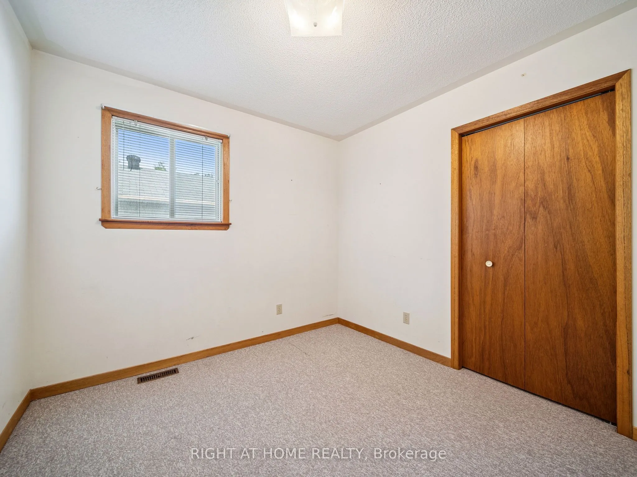 8 Christine Place