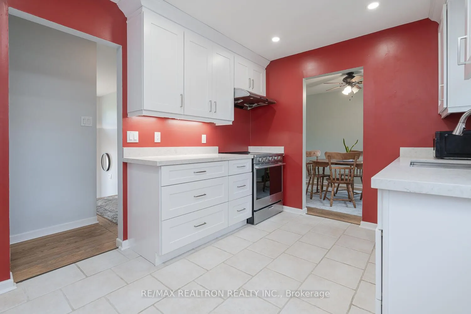 142 Cundles Road E