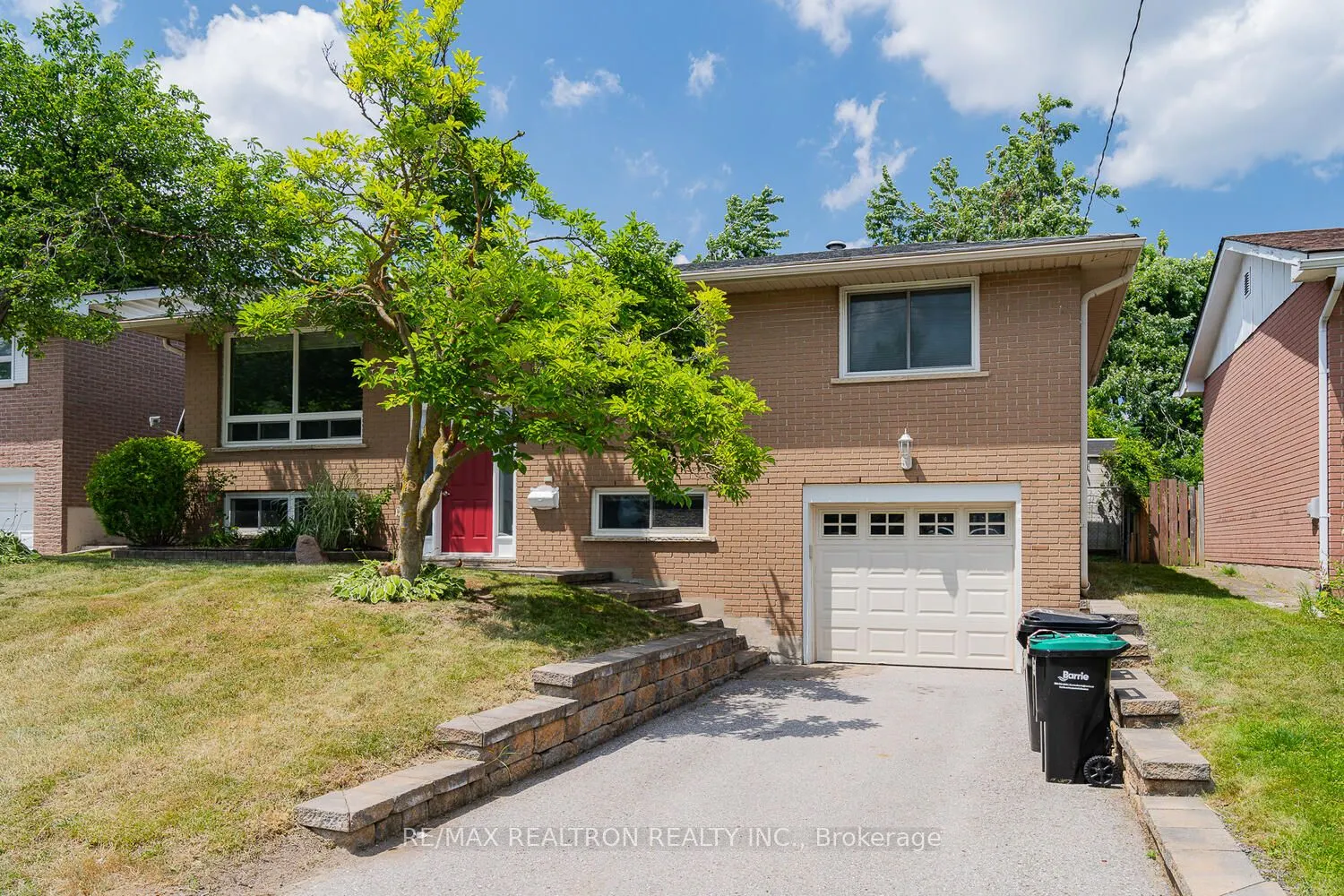 142 Cundles Road E