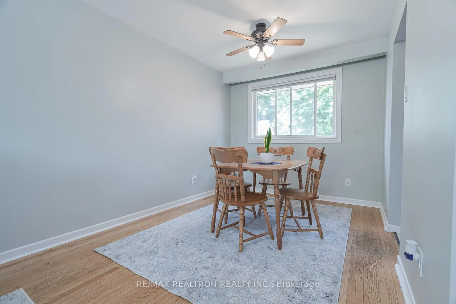 142 Cundles Road E