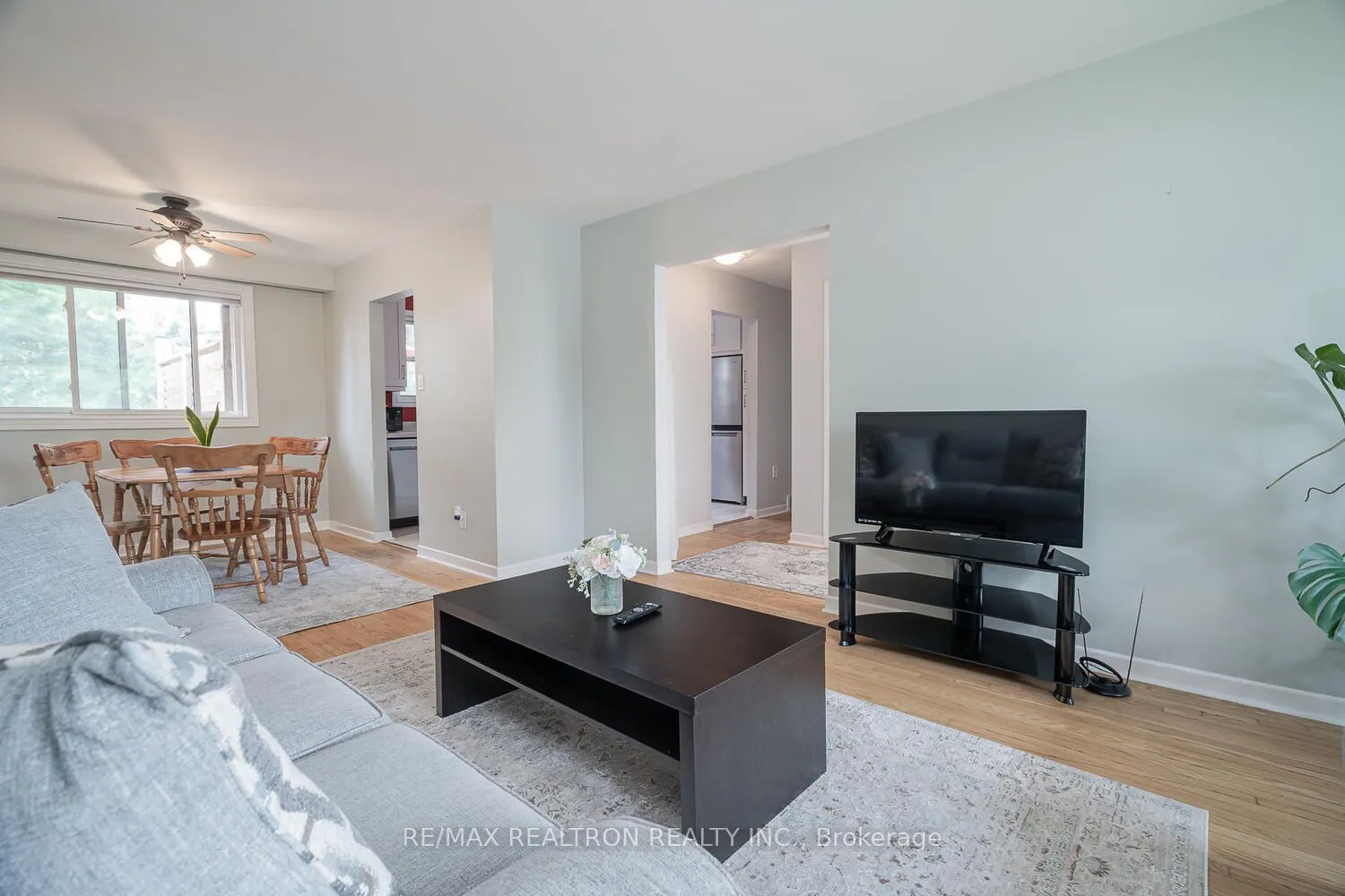 142 Cundles Road E