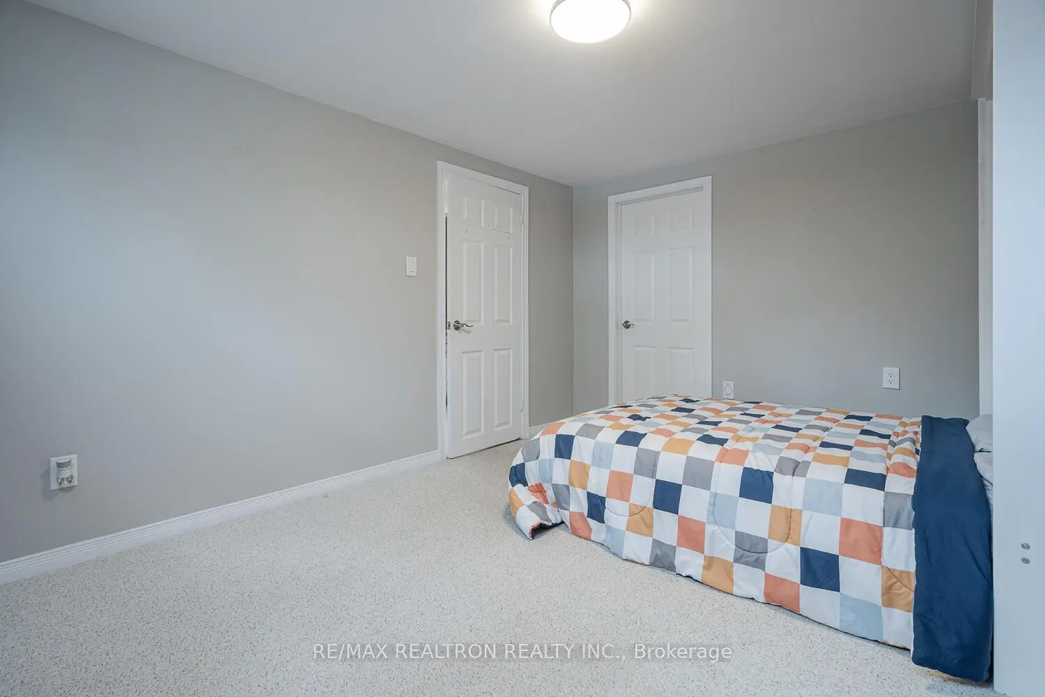 142 Cundles Road E