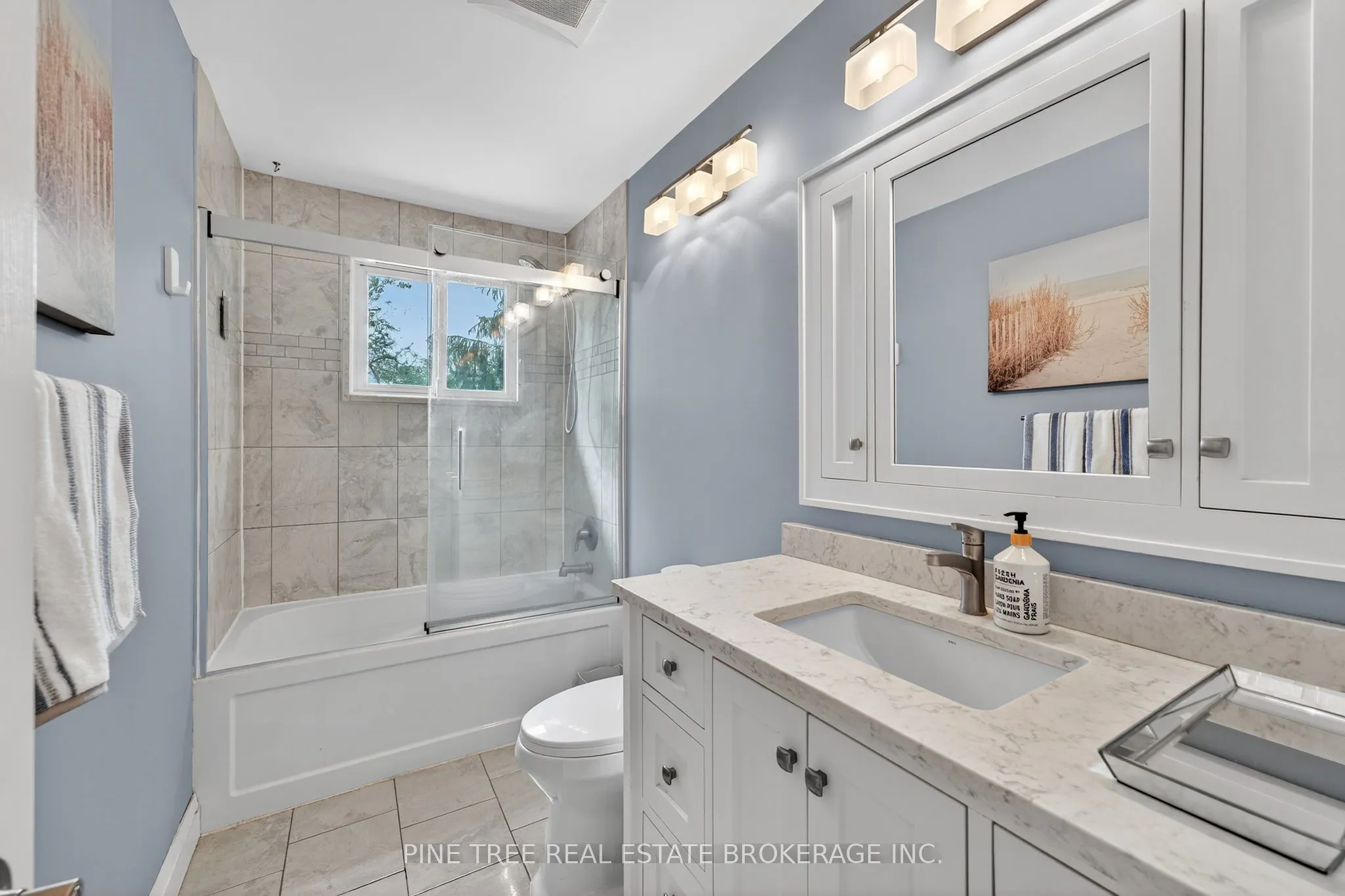 261 Edgehill Drive