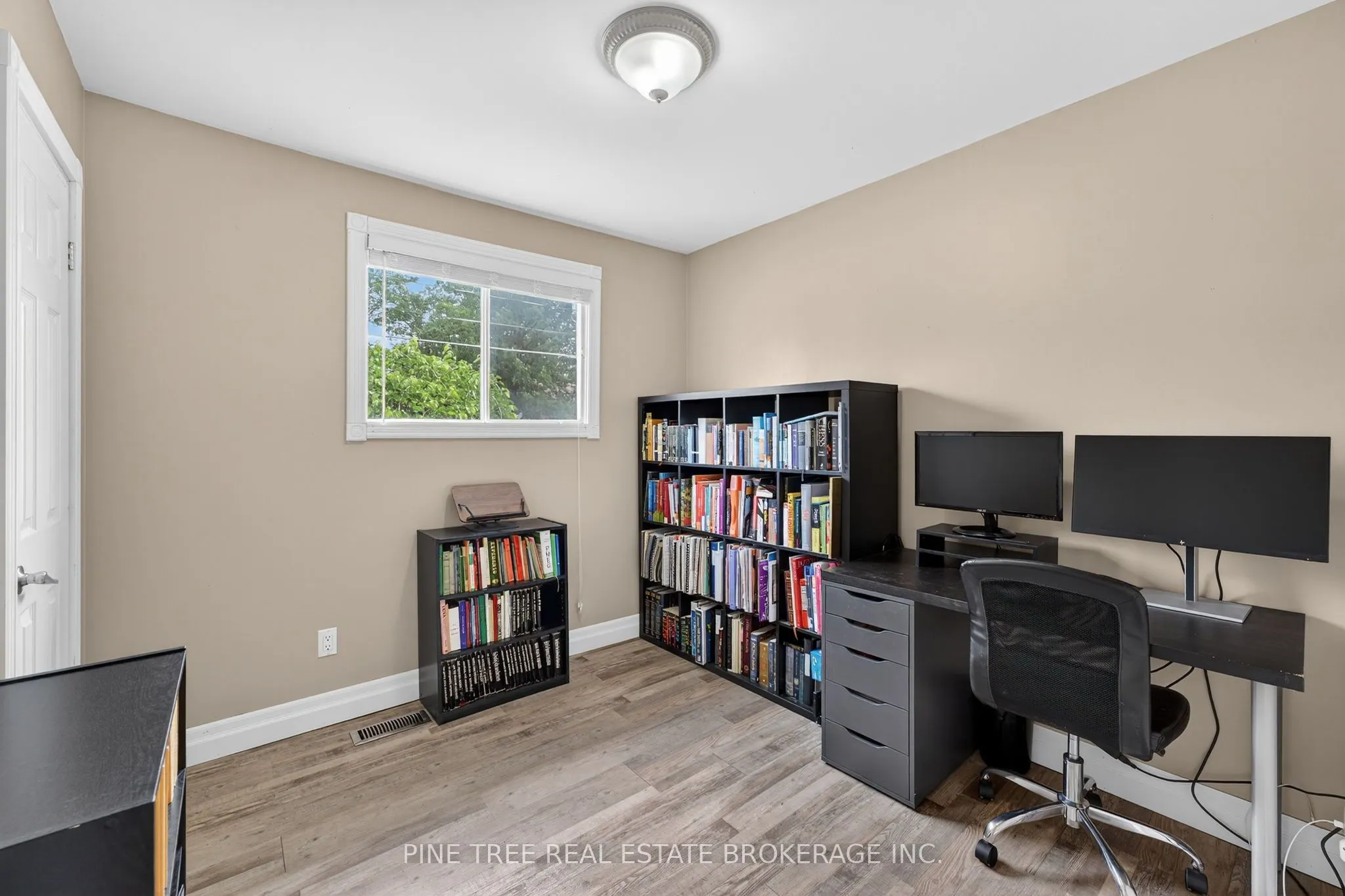 261 Edgehill Drive