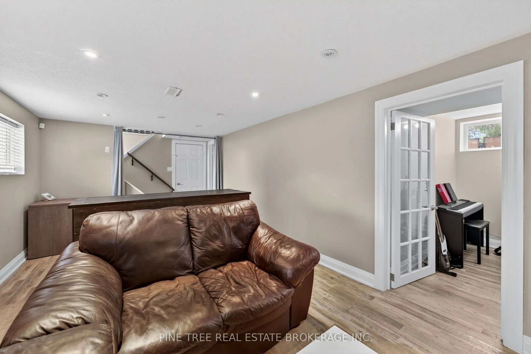 261 Edgehill Drive